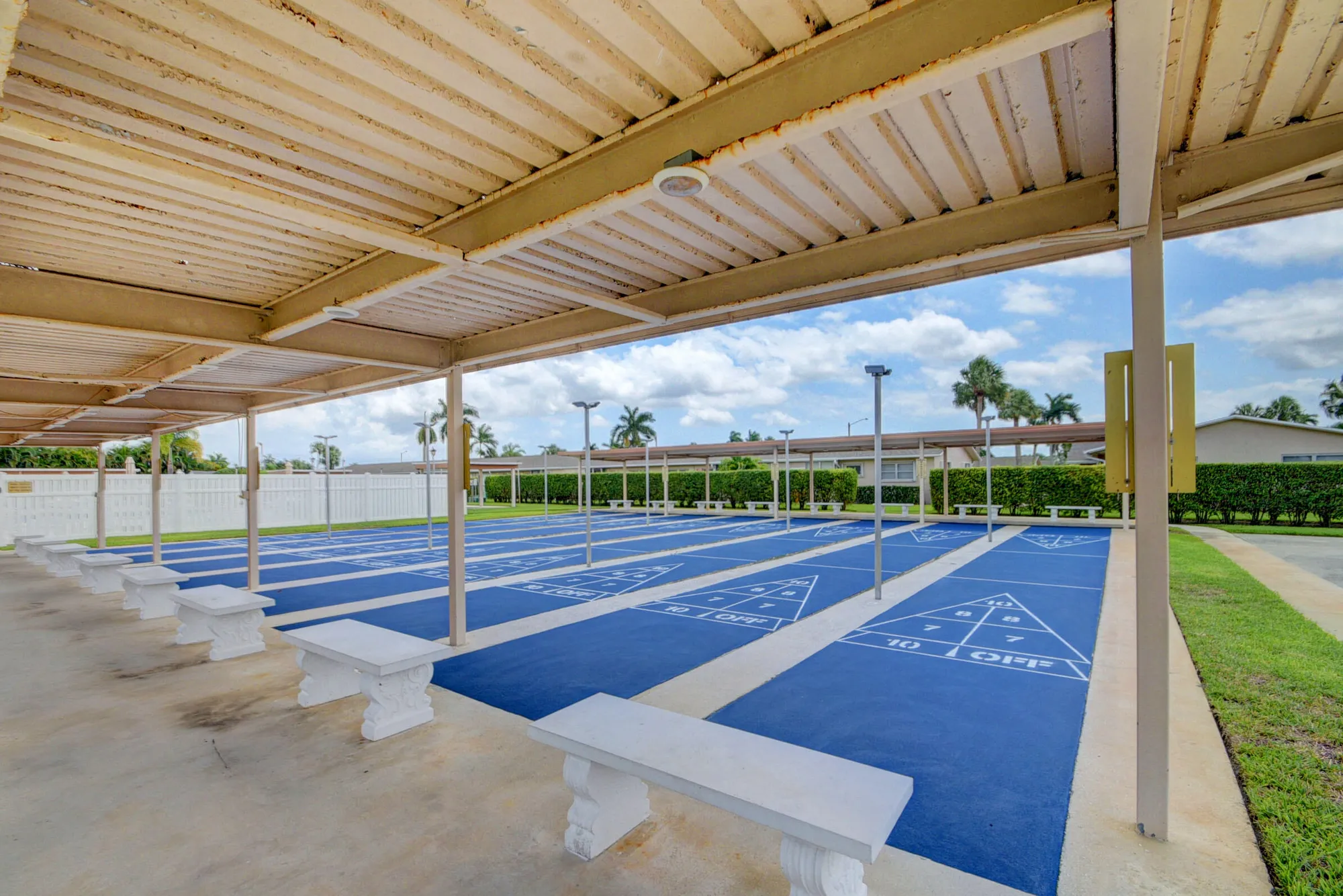 Property Slideshow image 53 of 54 | 2667 dudley dr b, West Palm Beach, FL, 33415