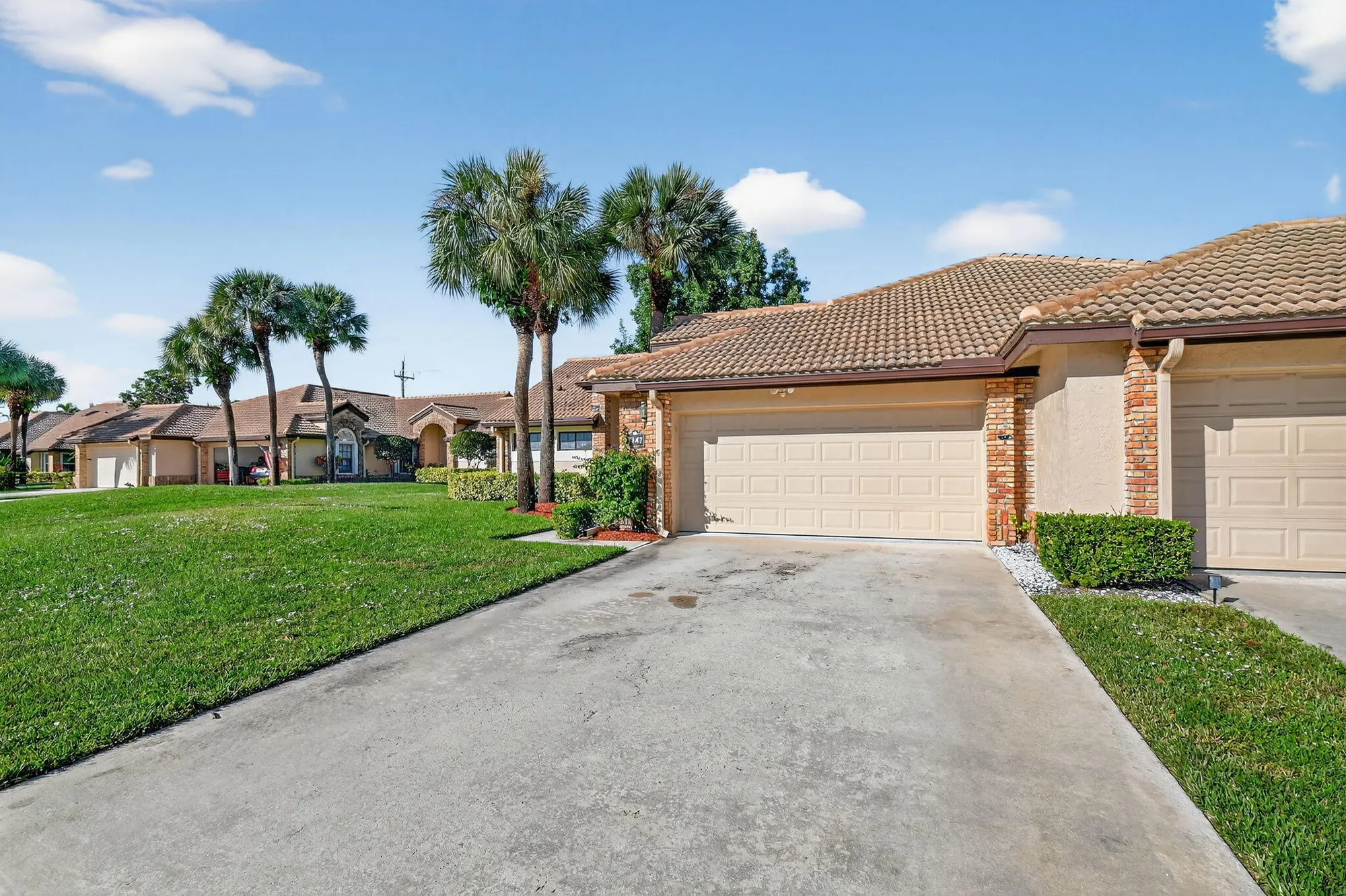 Property Slideshow image 5 of 91 | 7147 le chalet blvd, Boynton Beach, FL, 33472