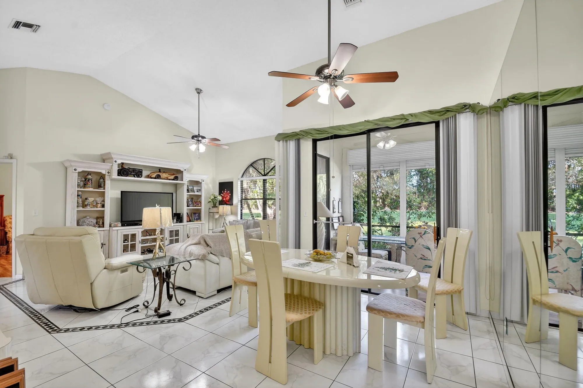 Property Slideshow image 13 of 91 | 7147 le chalet blvd, Boynton Beach, FL, 33472