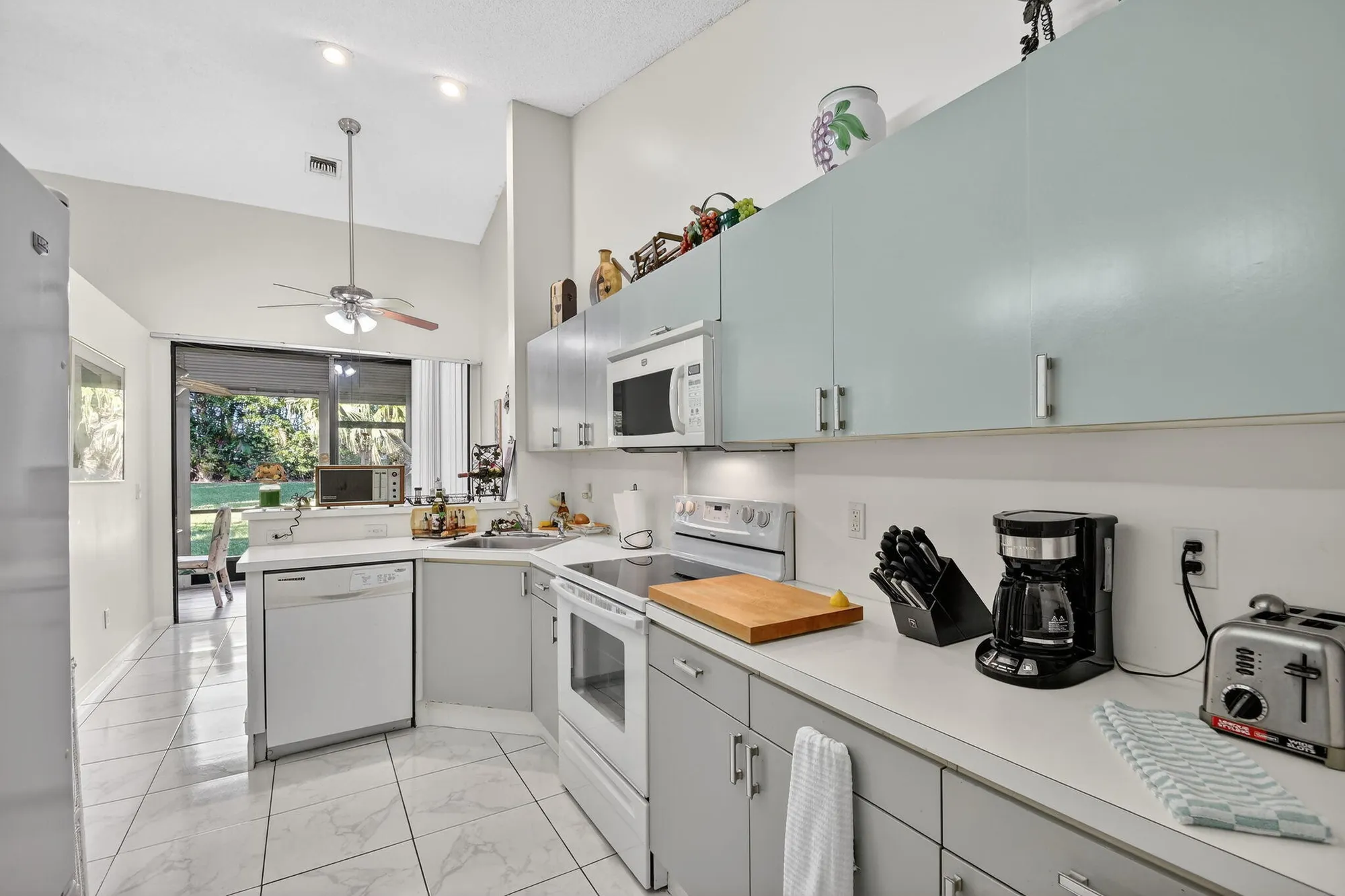 Property Slideshow image 17 of 91 | 7147 le chalet blvd, Boynton Beach, FL, 33472