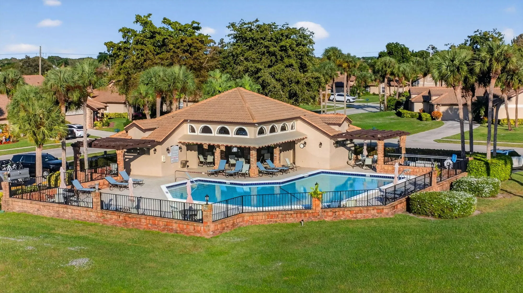 Property Slideshow image 61 of 91 | 7147 le chalet blvd, Boynton Beach, FL, 33472