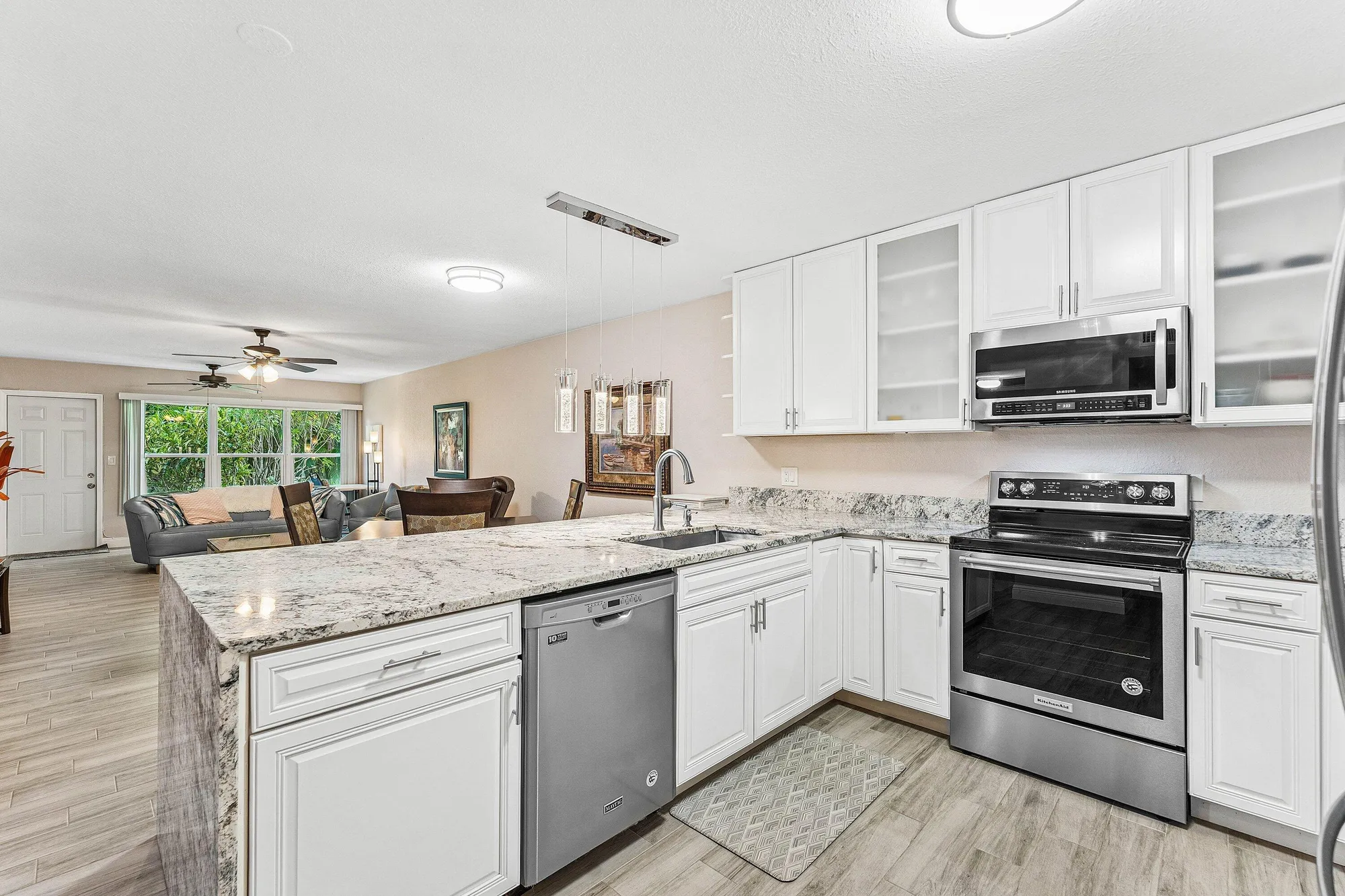 Property Slideshow image 5 of 29 | 18900 stewart cir 2, Boca Raton, FL, 33496