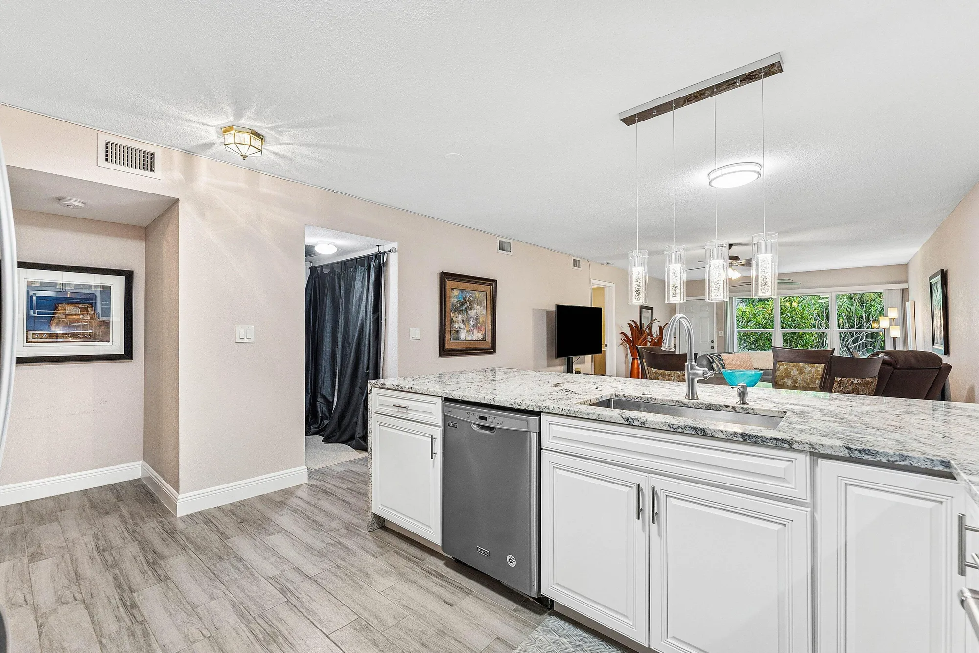 Property Slideshow image 6 of 29 | 18900 stewart cir 2, Boca Raton, FL, 33496