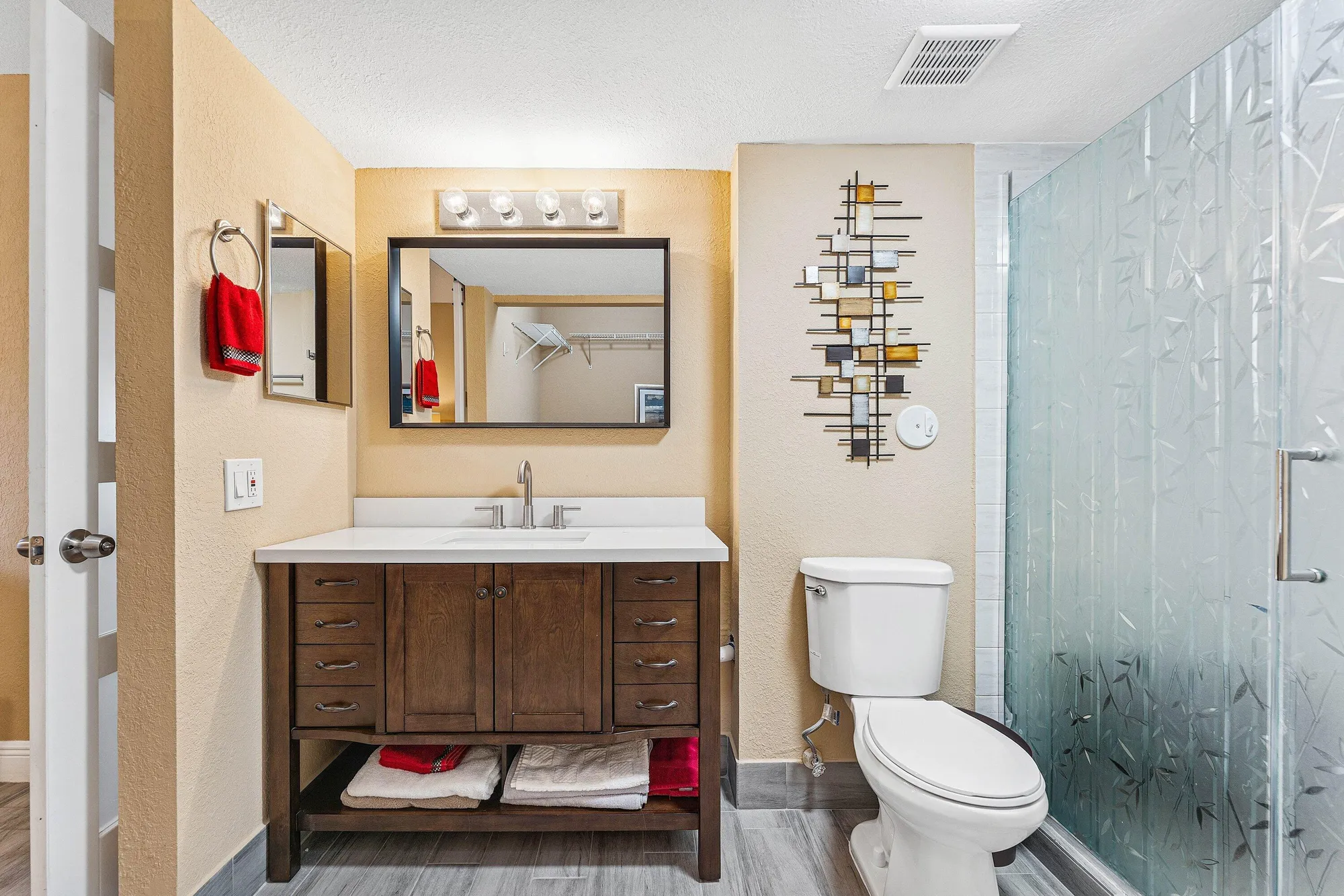 Property Slideshow image 11 of 29 | 18900 stewart cir 2, Boca Raton, FL, 33496