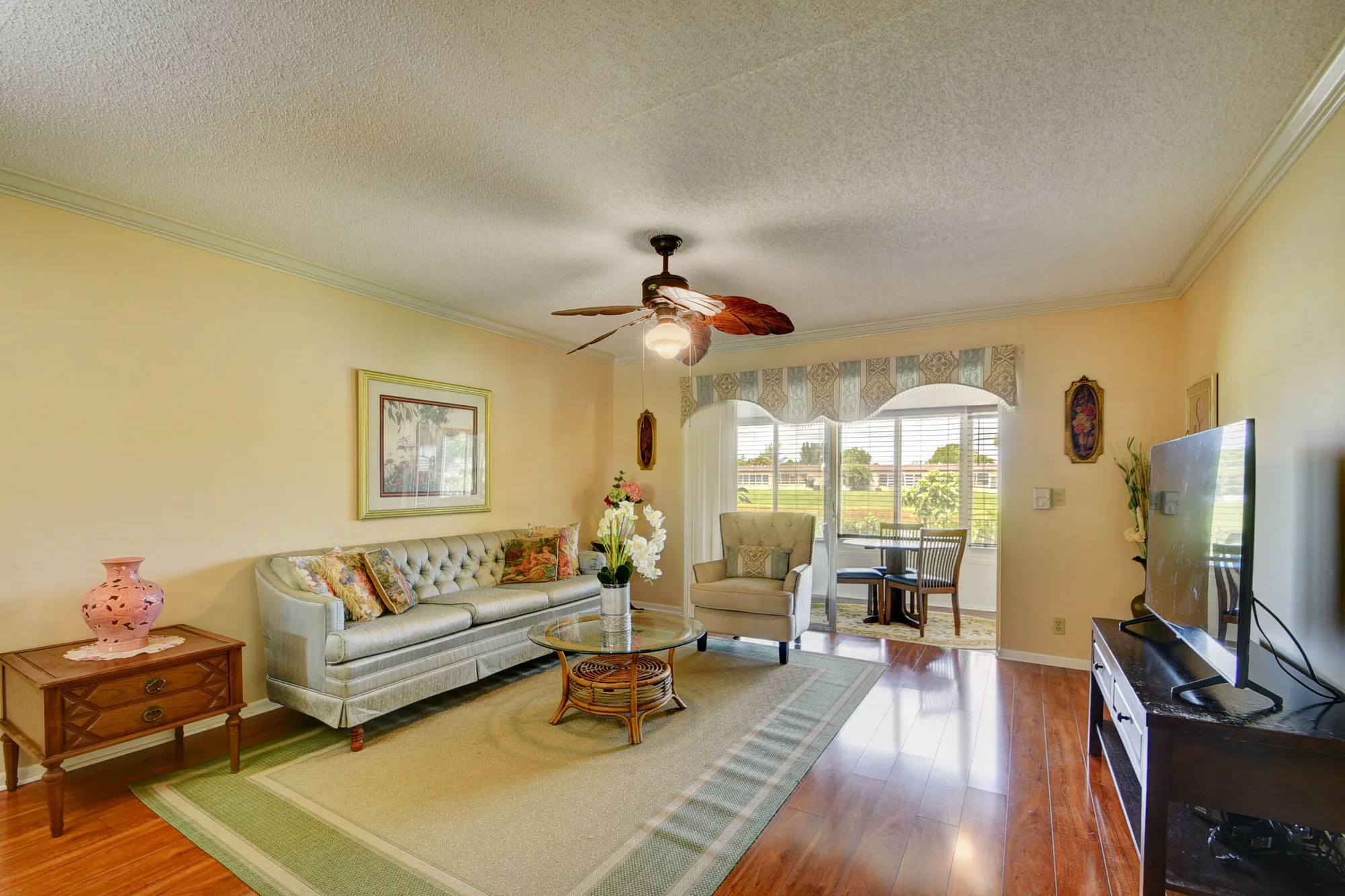 Property Slideshow image 6 of 64 | 219 lake meryl dr, West Palm Beach, FL, 33411