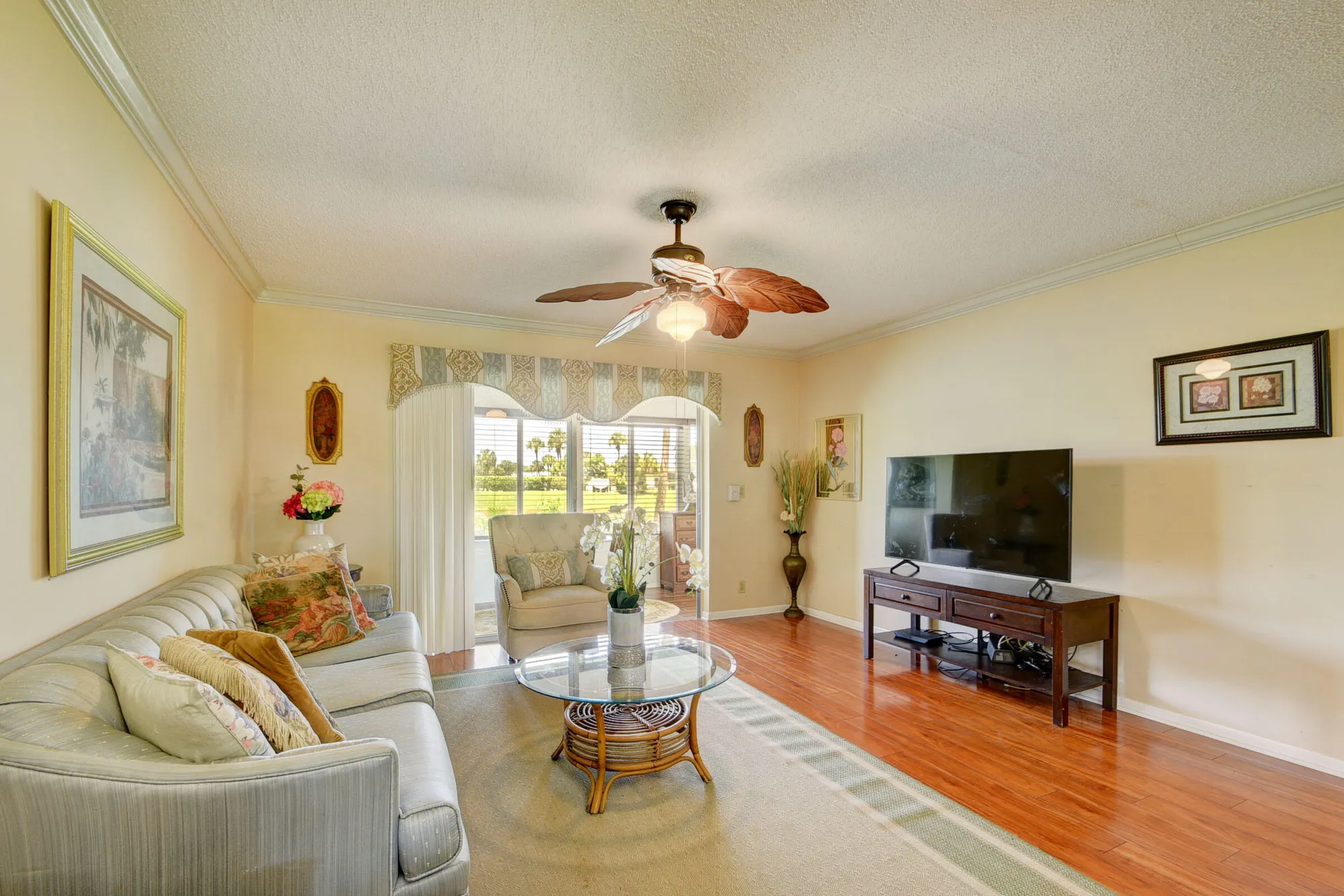 Property Slideshow image 8 of 64 | 219 lake meryl dr, West Palm Beach, FL, 33411