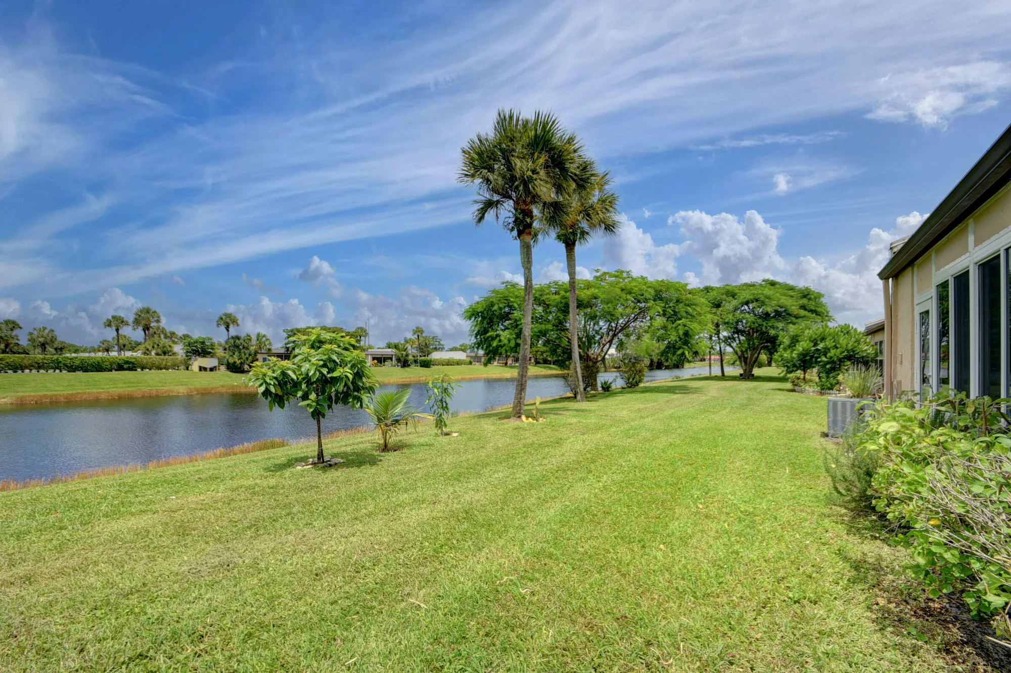 Property Slideshow image 28 of 64 | 219 lake meryl dr, West Palm Beach, FL, 33411