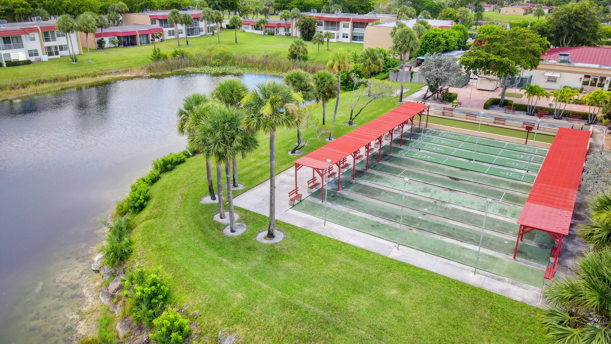 Property Slideshow image 38 of 64 | 219 lake meryl dr, West Palm Beach, FL, 33411