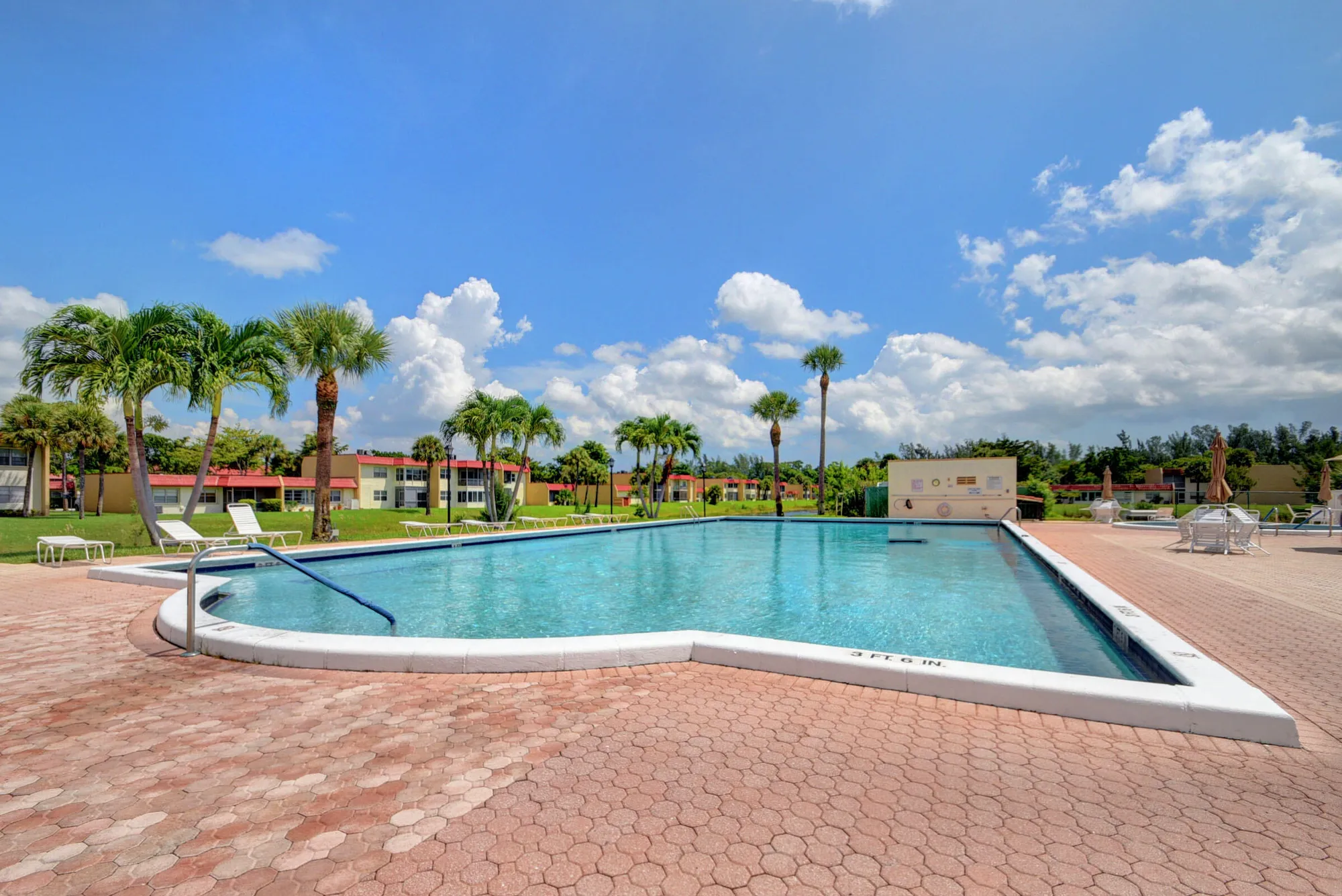 Property Slideshow image 51 of 64 | 219 lake meryl dr, West Palm Beach, FL, 33411
