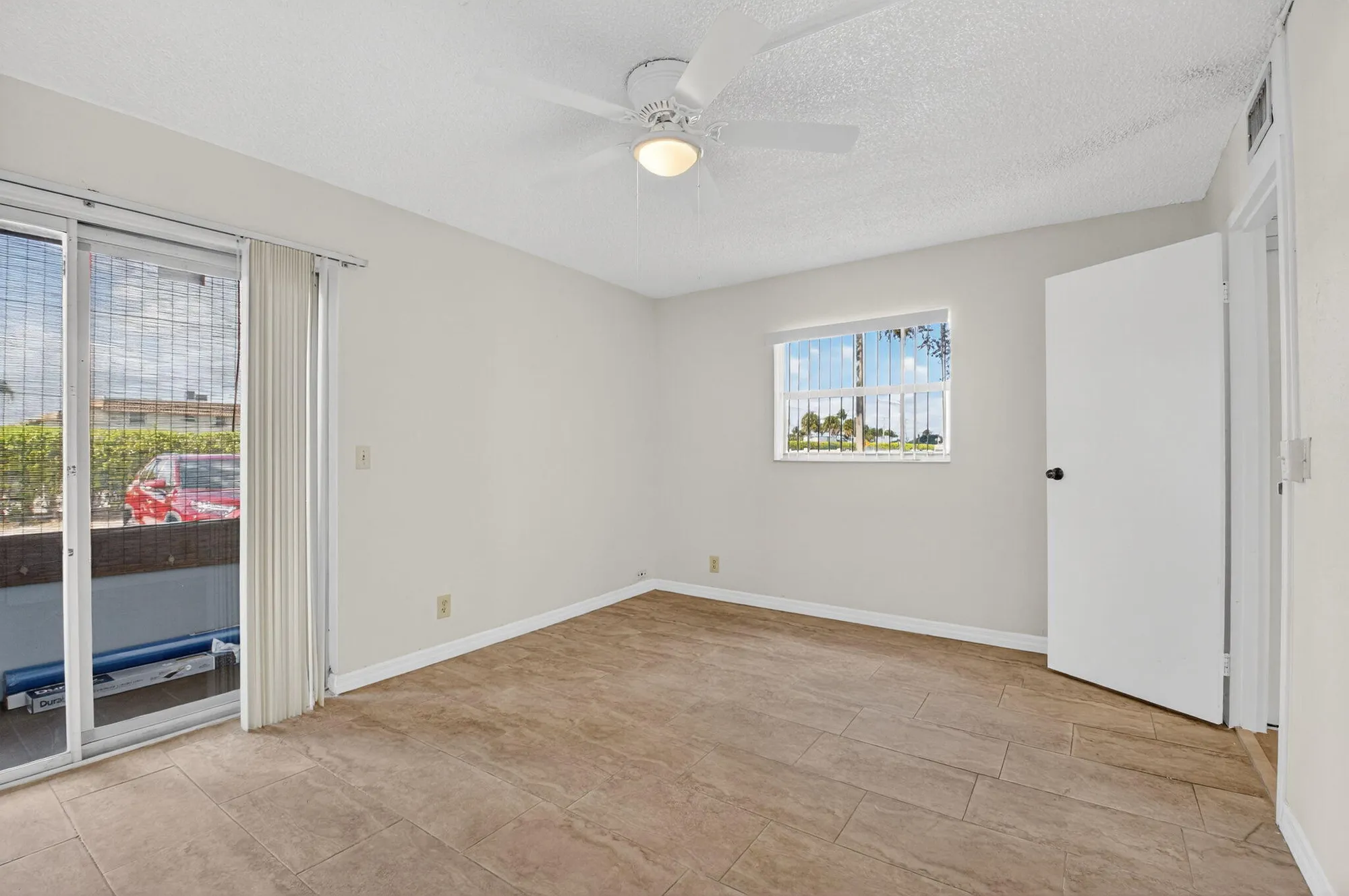 Property Slideshow image 14 of 42 | 51 flanders b b, Delray Beach, FL, 33484