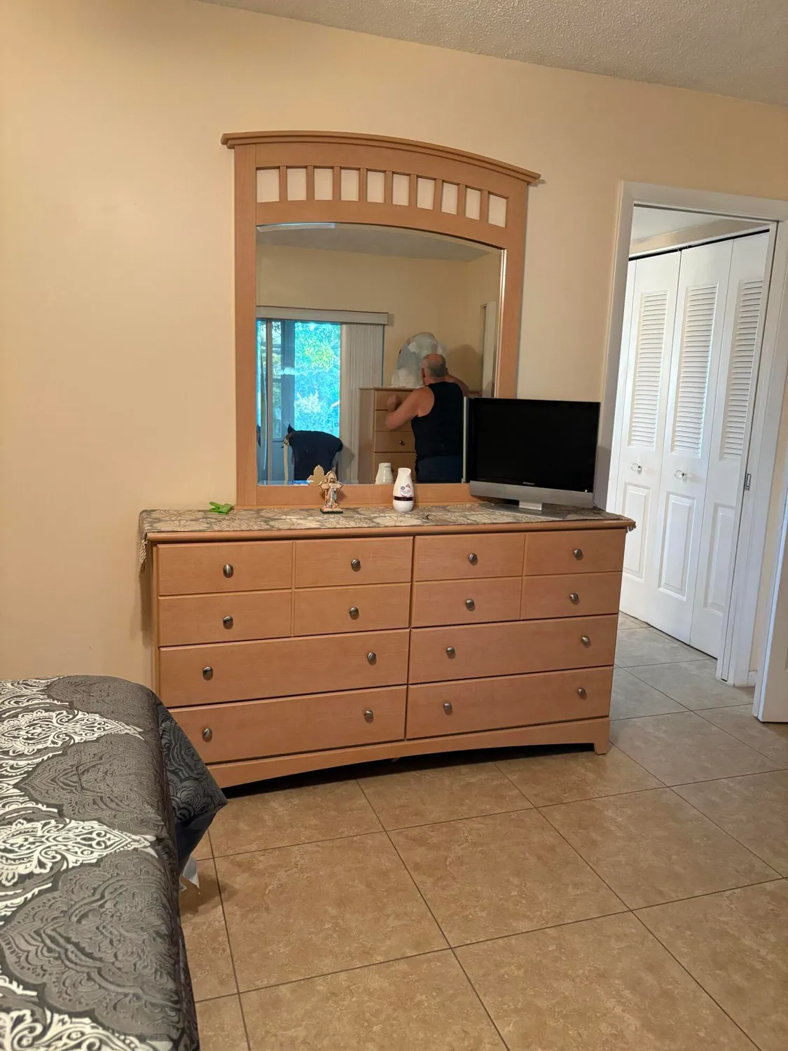 Property Slideshow image 7 of 10 | 189 kent k, West Palm Beach, FL, 33417