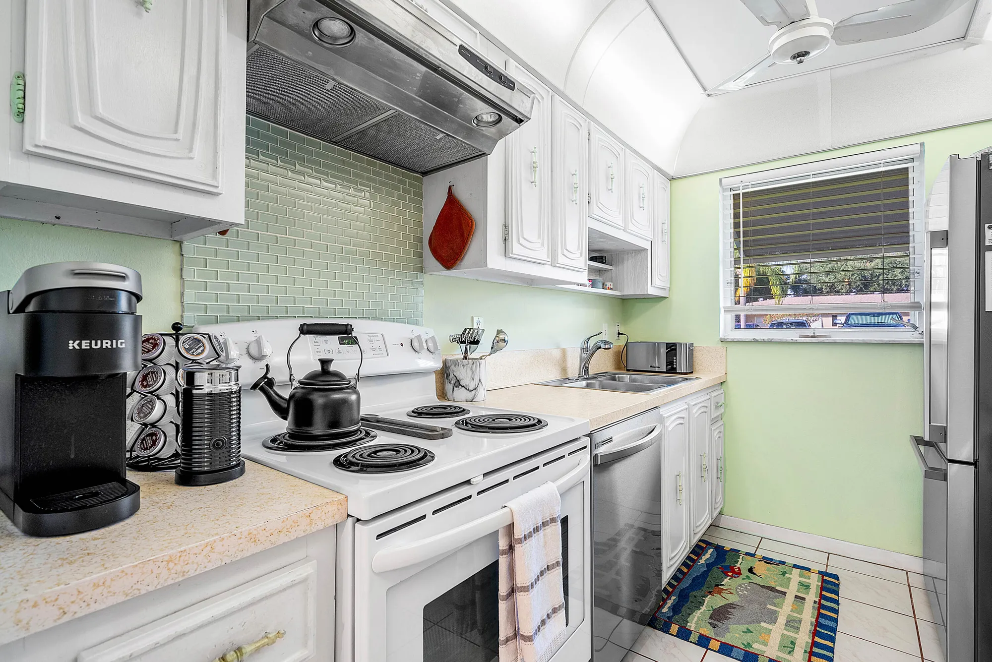Property Slideshow image 11 of 29 | 1010 circle ter c, Delray Beach, FL, 33445
