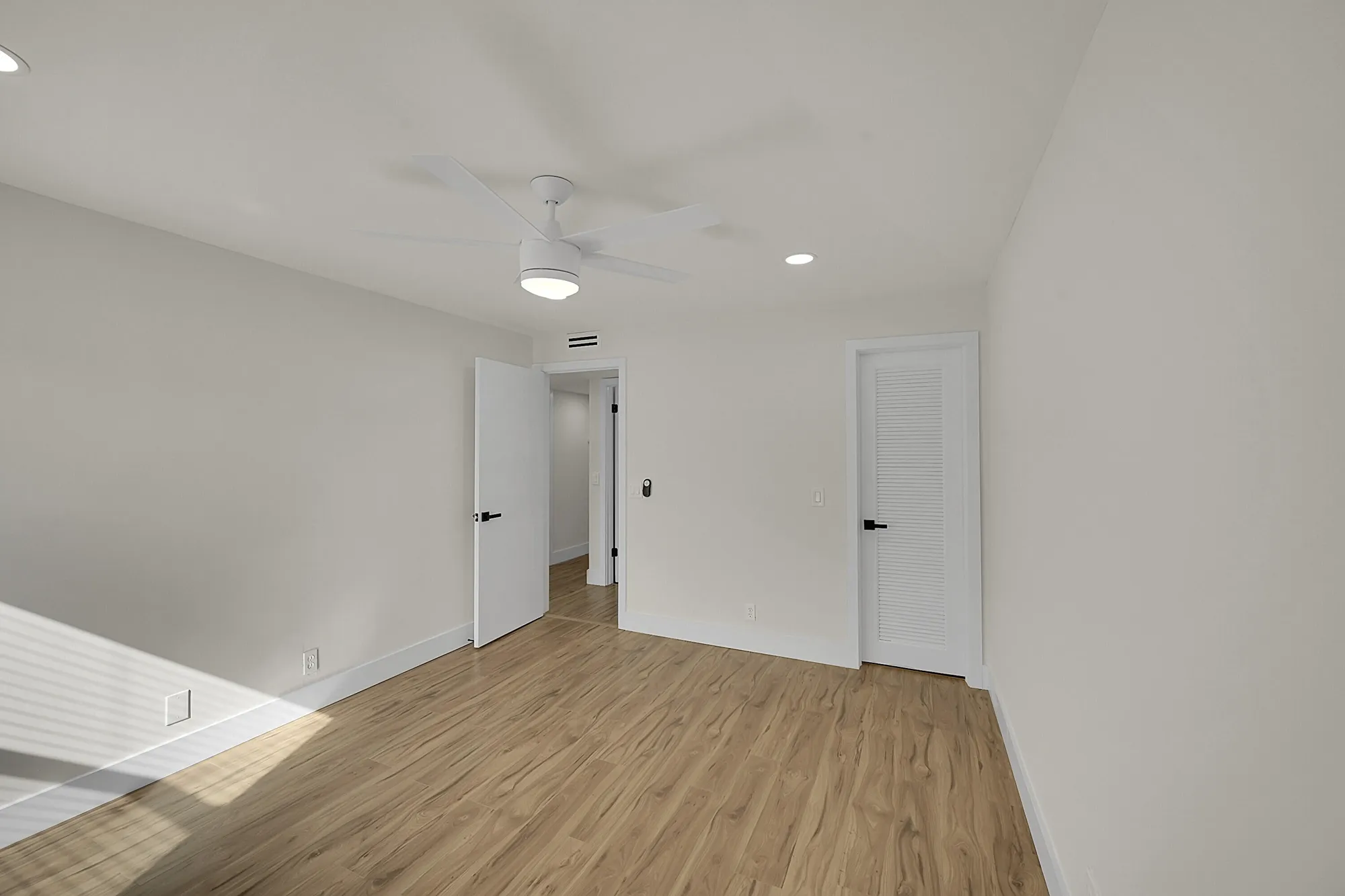 Property Slideshow image 16 of 32 | 582 flanders m, Delray Beach, FL, 33484