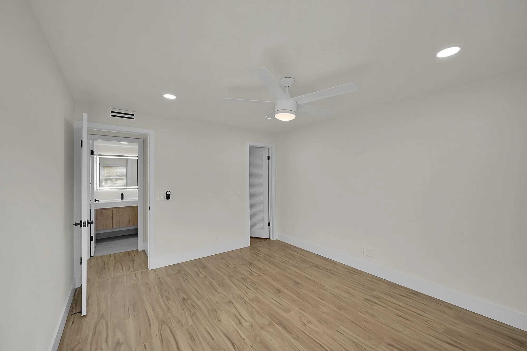 Property Slideshow image 17 of 32 | 582 flanders m, Delray Beach, FL, 33484