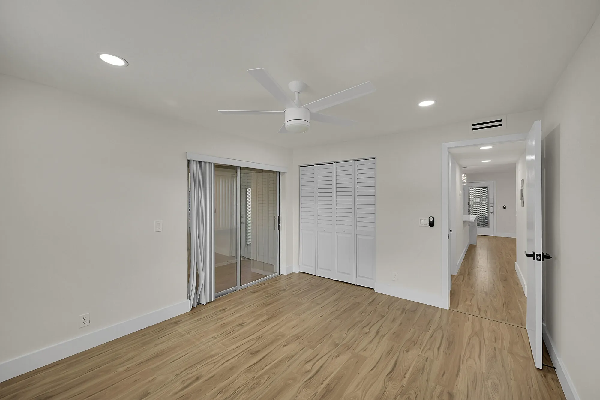 Property Slideshow image 20 of 32 | 582 flanders m, Delray Beach, FL, 33484