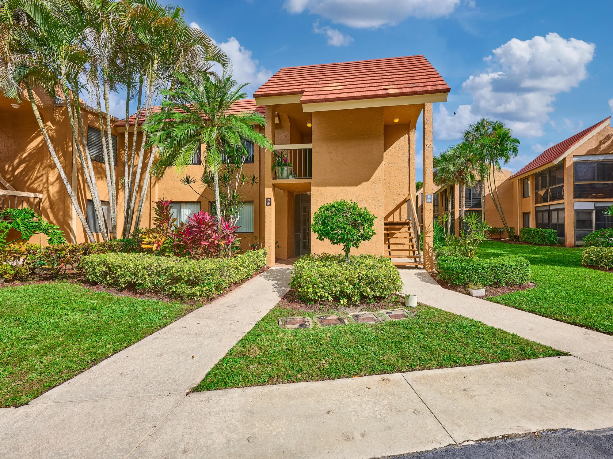 Property Slideshow image 2 of 71 | 11262 green lake dr apt 204, Boynton Beach, FL, 33437