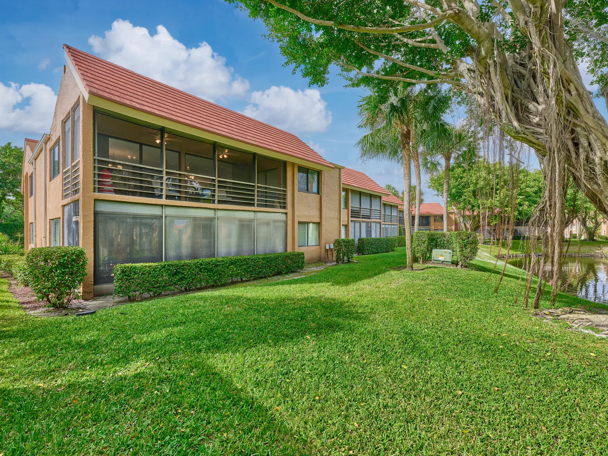 Property Slideshow image 6 of 71 | 11262 green lake dr apt 204, Boynton Beach, FL, 33437