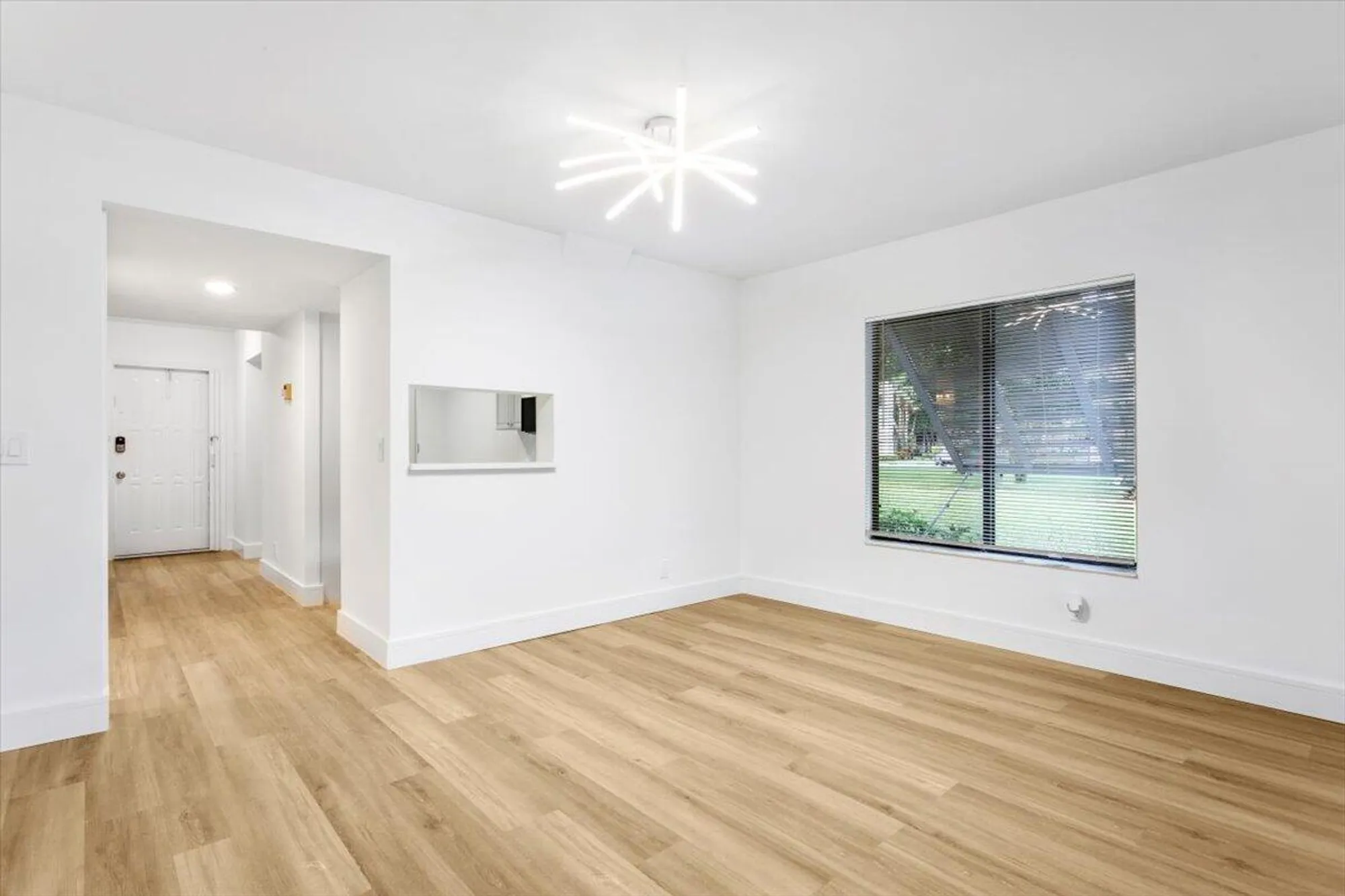 Property Slideshow image 4 of 49 | 10203 mangrove dr 101, Boynton Beach, FL, 33437