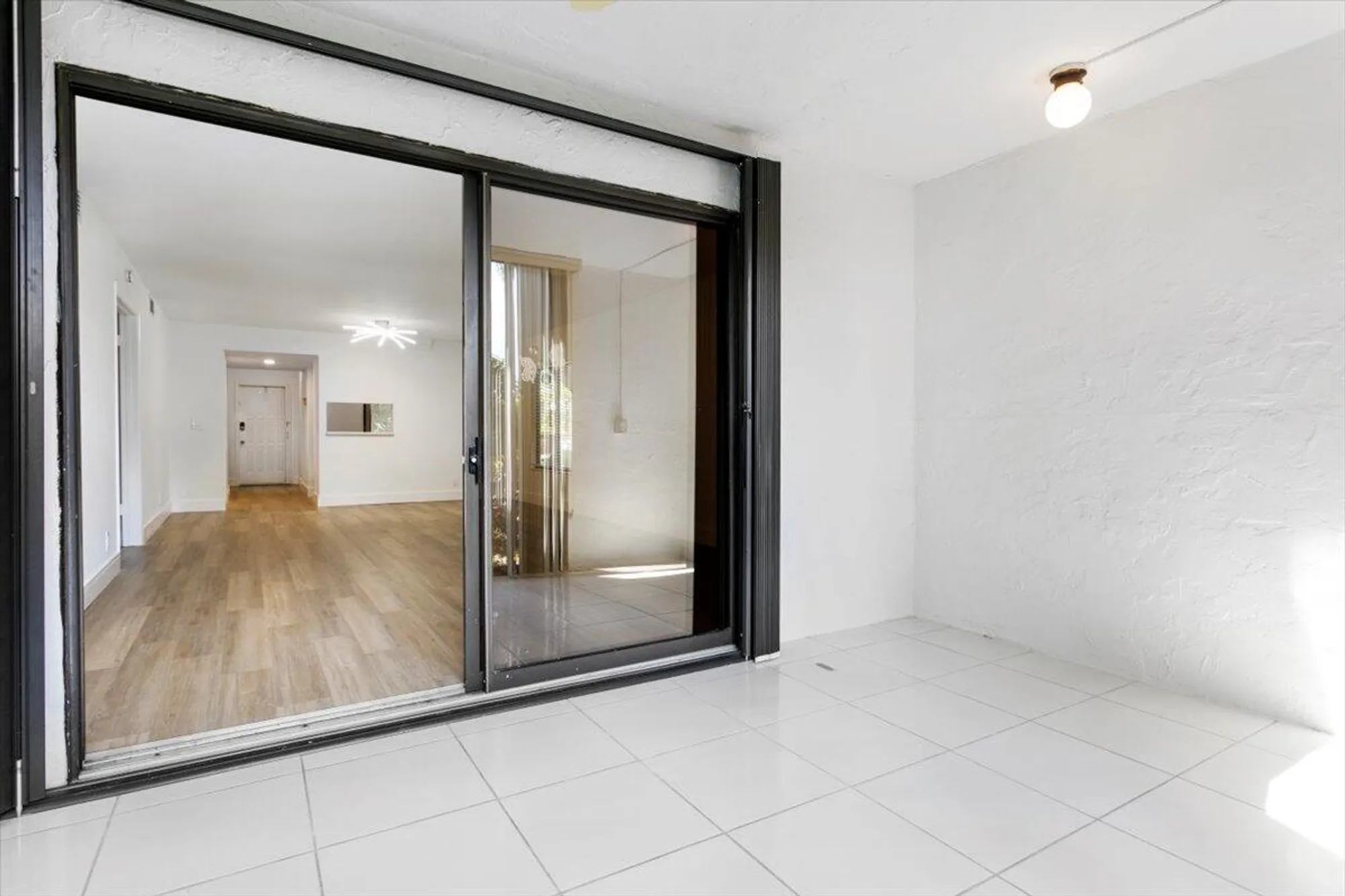 Property Slideshow image 13 of 49 | 10203 mangrove dr 101, Boynton Beach, FL, 33437