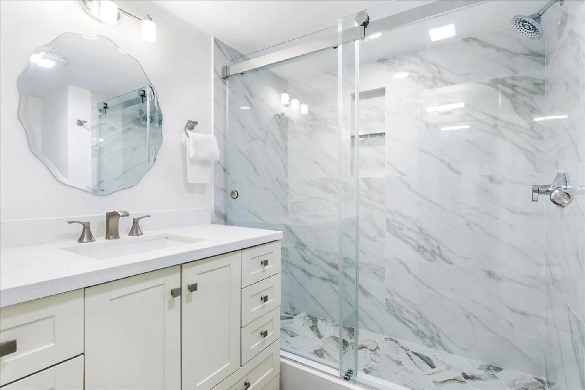 Property Slideshow image 20 of 49 | 10203 mangrove dr 101, Boynton Beach, FL, 33437