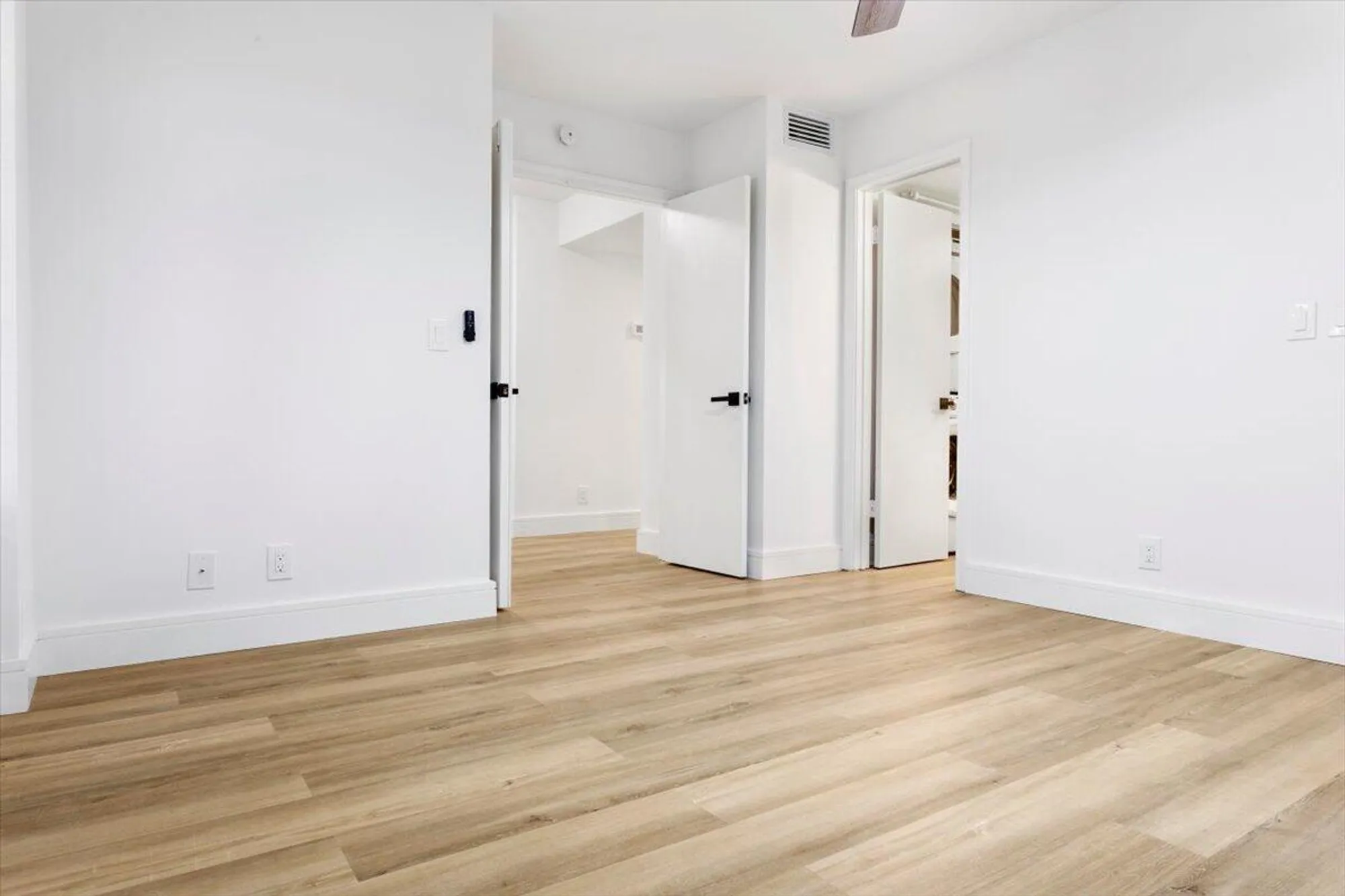 Property Slideshow image 19 of 49 | 10203 mangrove dr 101, Boynton Beach, FL, 33437