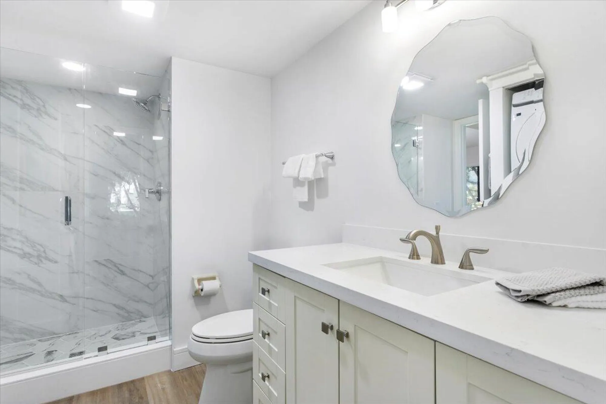 Property Slideshow image 26 of 49 | 10203 mangrove dr 101, Boynton Beach, FL, 33437