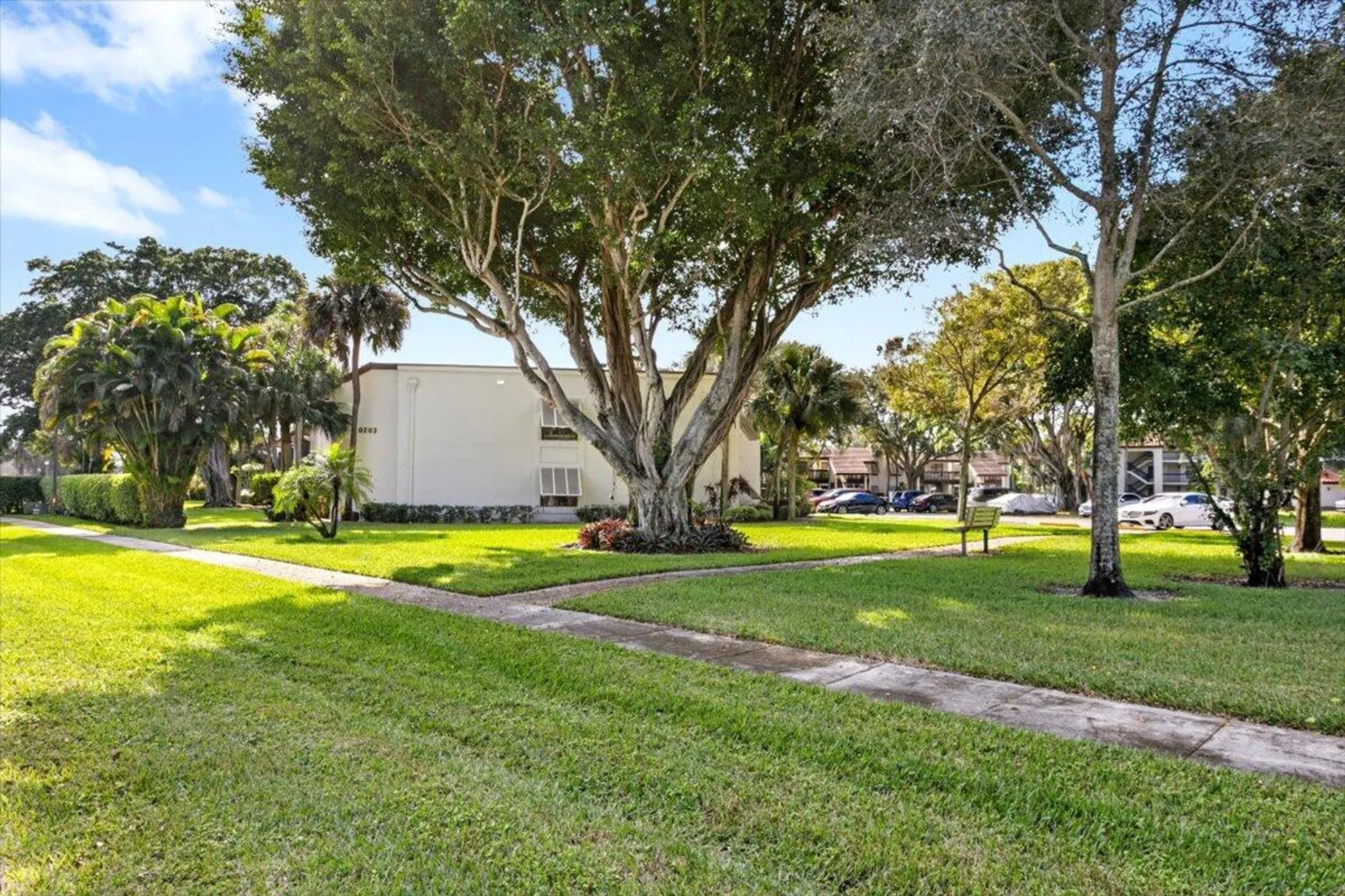Property Slideshow image 33 of 49 | 10203 mangrove dr 101, Boynton Beach, FL, 33437