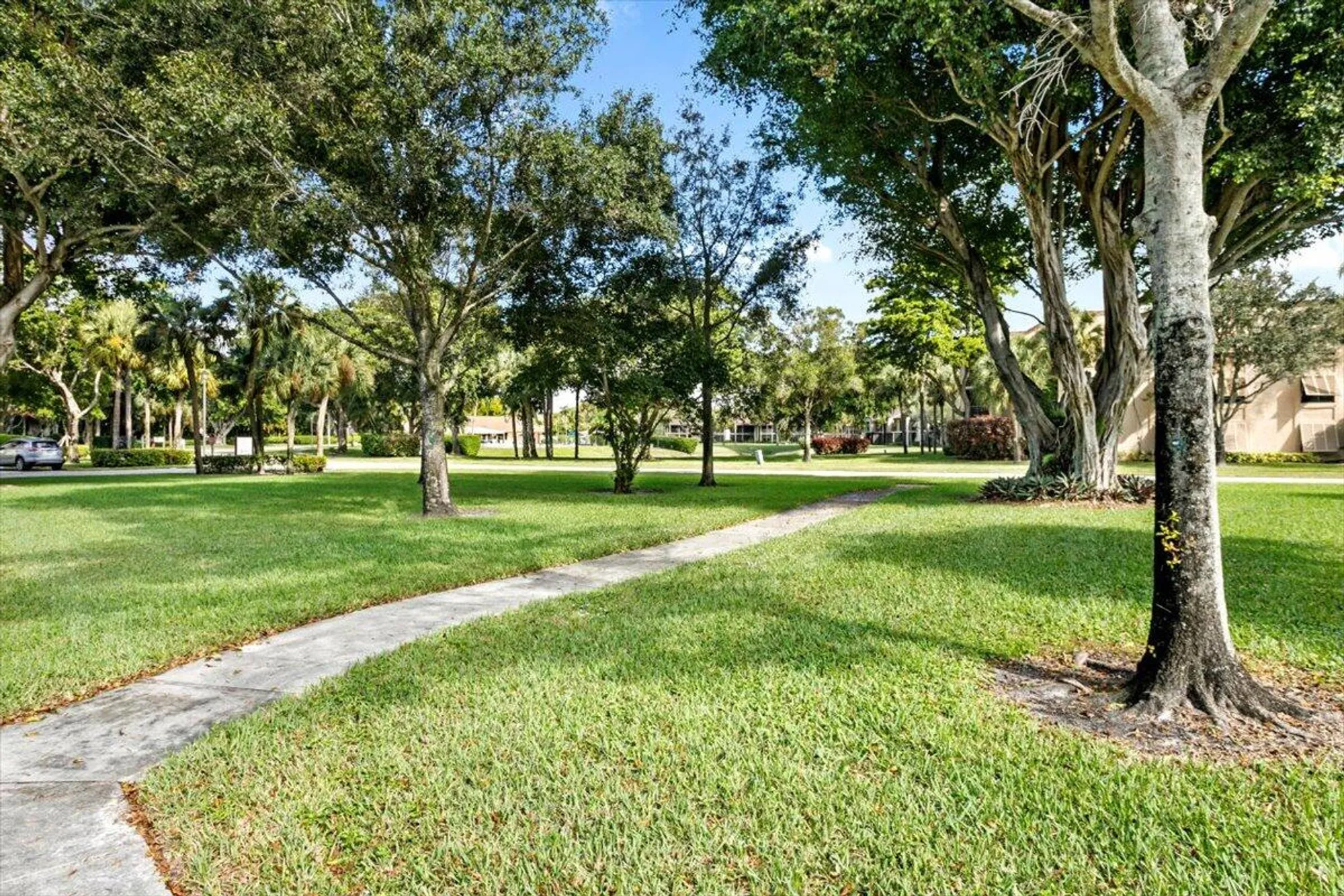 Property Slideshow image 35 of 49 | 10203 mangrove dr 101, Boynton Beach, FL, 33437
