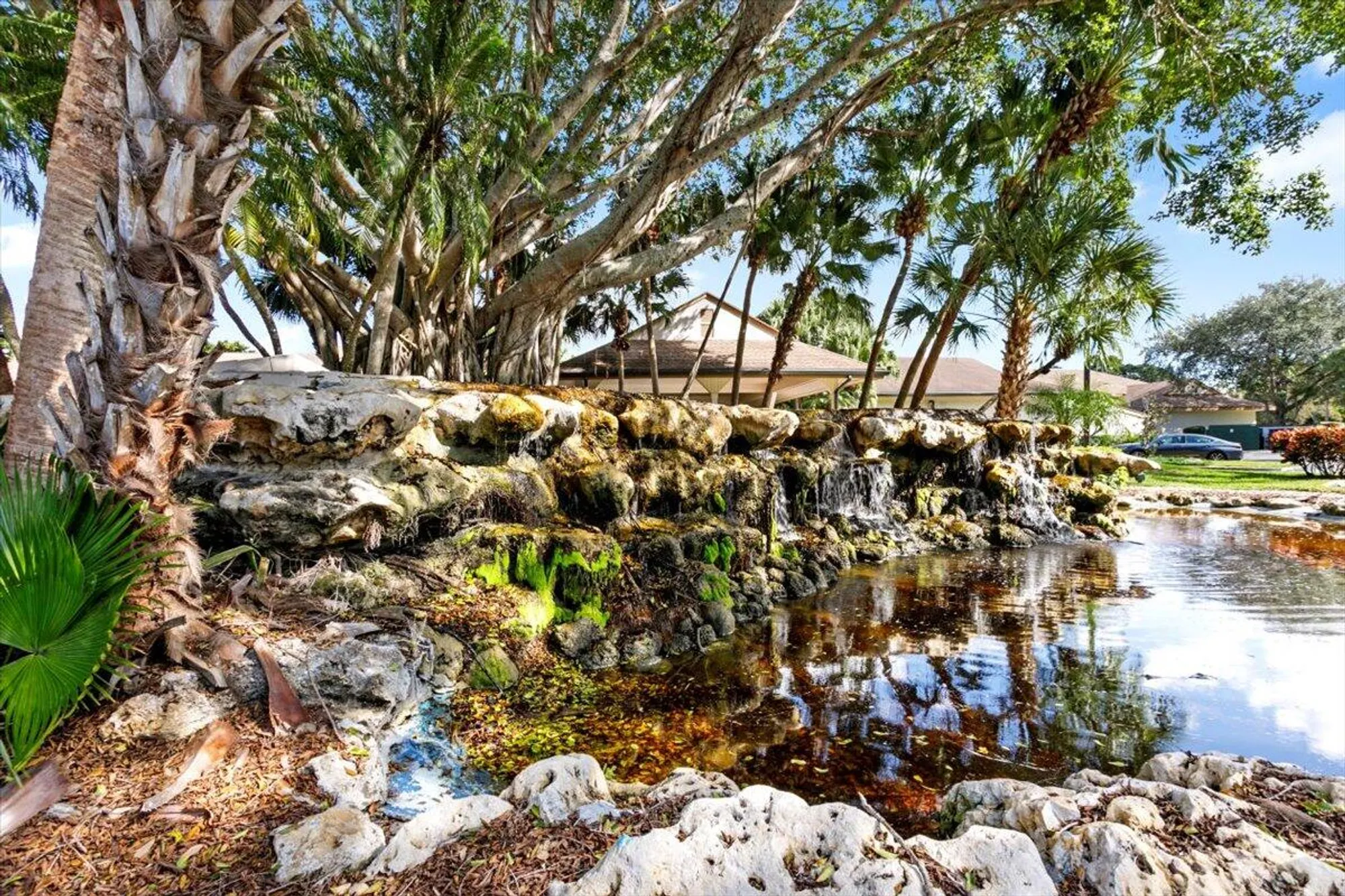 Property Slideshow image 39 of 49 | 10203 mangrove dr 101, Boynton Beach, FL, 33437