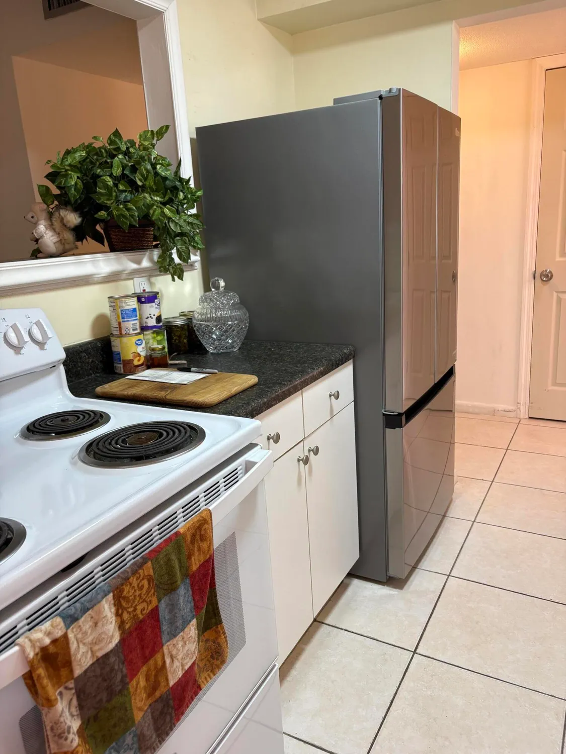 Property Slideshow image 6 of 12 | 26 golfs edge d, West Palm Beach, FL, 33417