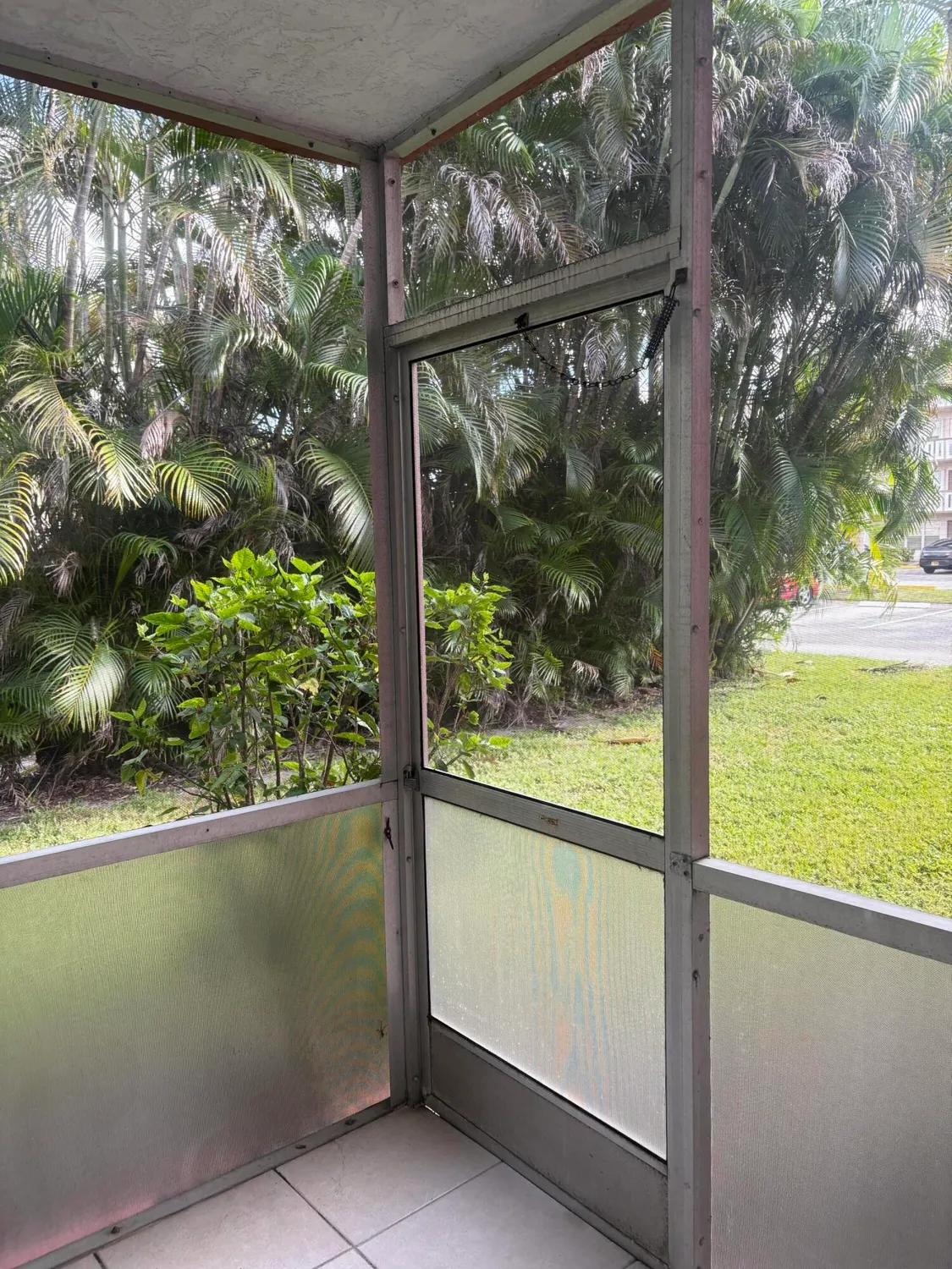 Property Slideshow image 8 of 12 | 26 golfs edge d, West Palm Beach, FL, 33417