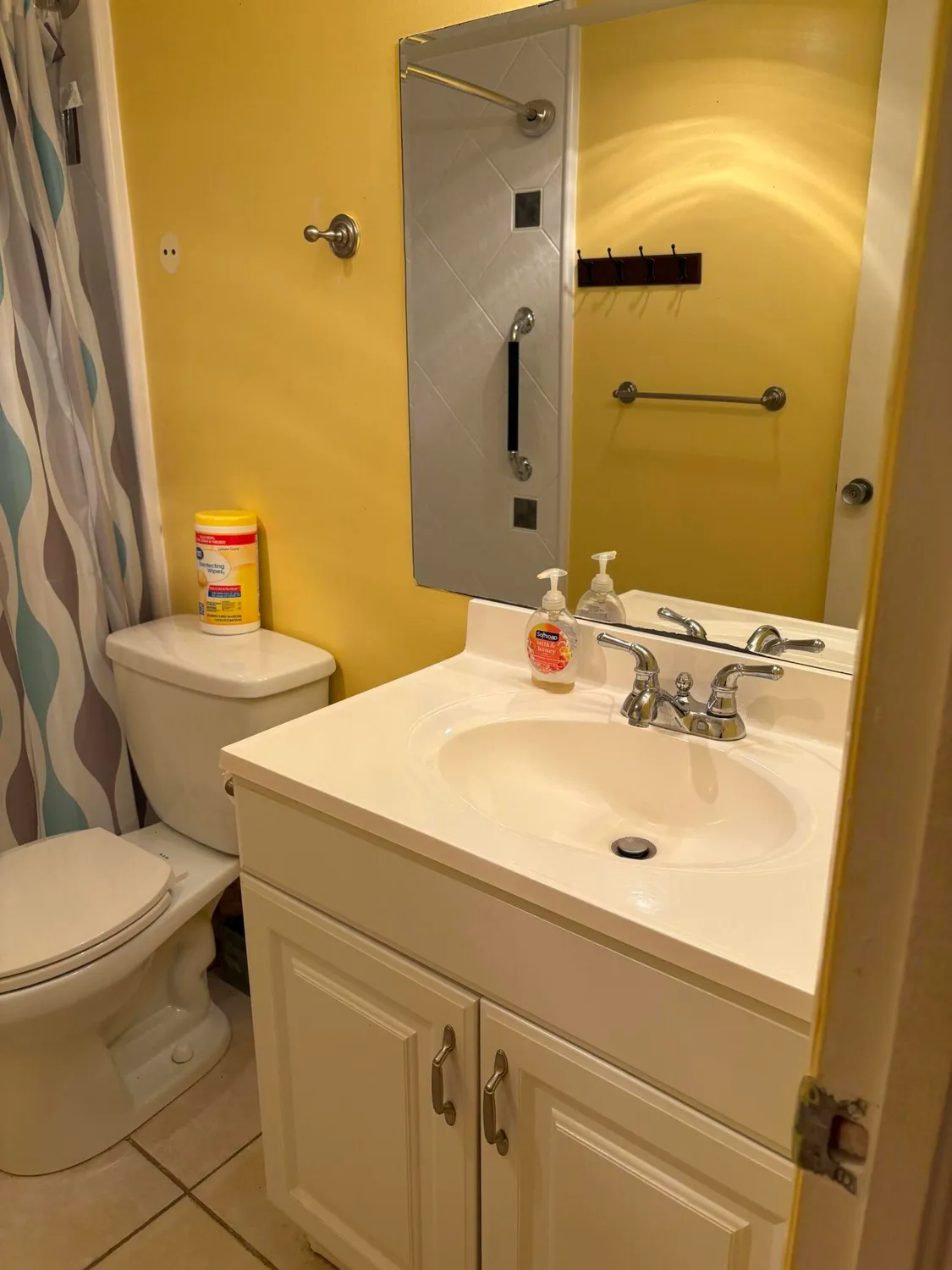 Property Slideshow image 10 of 12 | 26 golfs edge d, West Palm Beach, FL, 33417