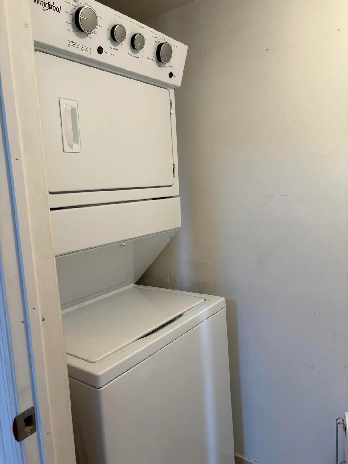 Property Slideshow image 12 of 12 | 26 golfs edge d, West Palm Beach, FL, 33417