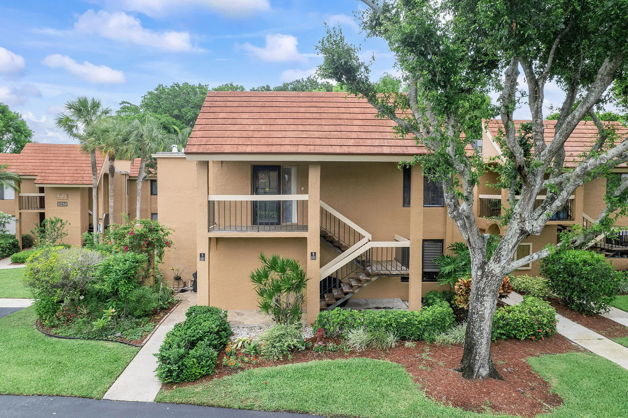 Property Slideshow image 1 of 29 | 11234 green lake dr apt 201, Boynton Beach, FL, 33437