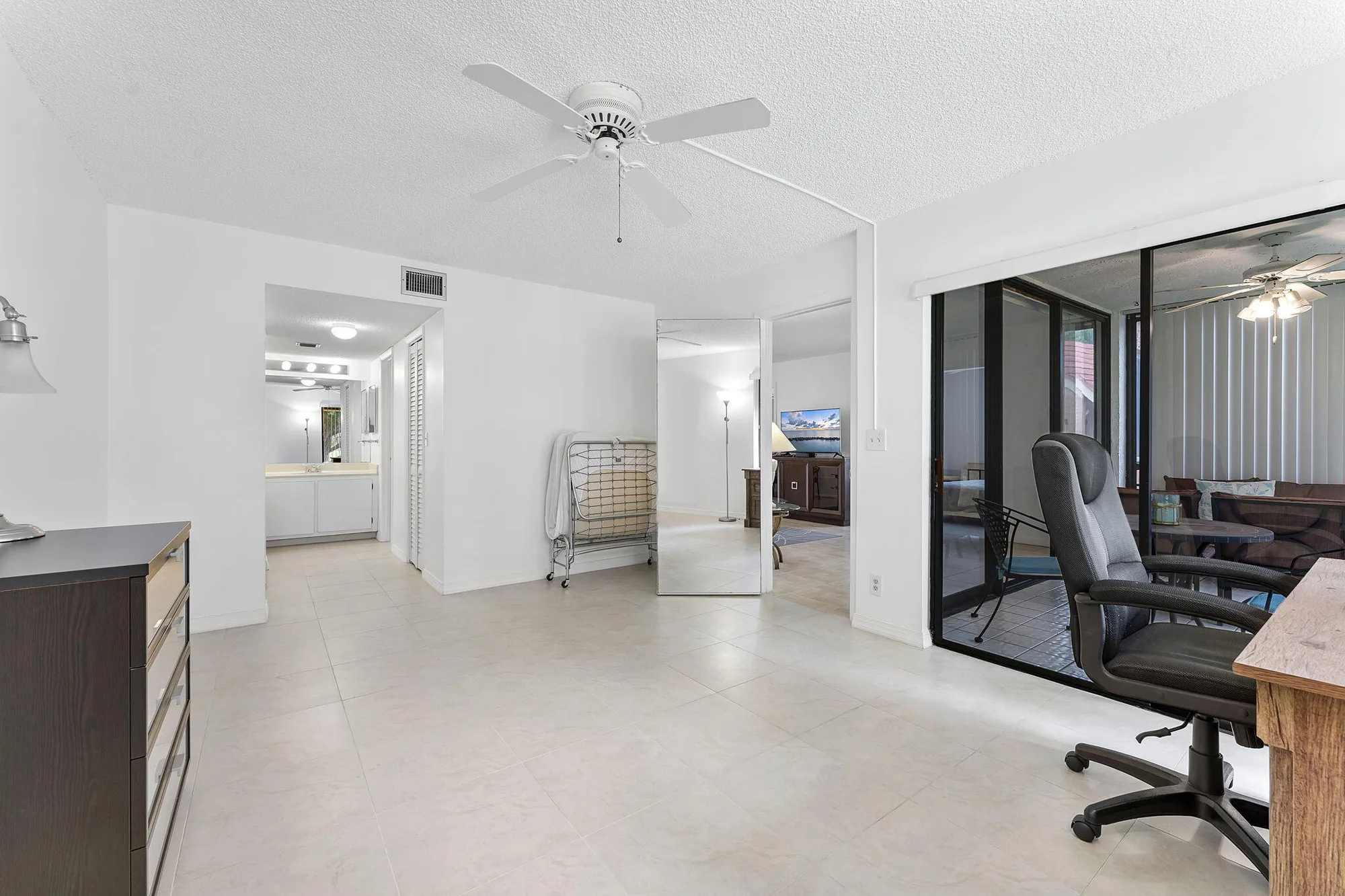 Property Slideshow image 21 of 29 | 11234 green lake dr apt 201, Boynton Beach, FL, 33437