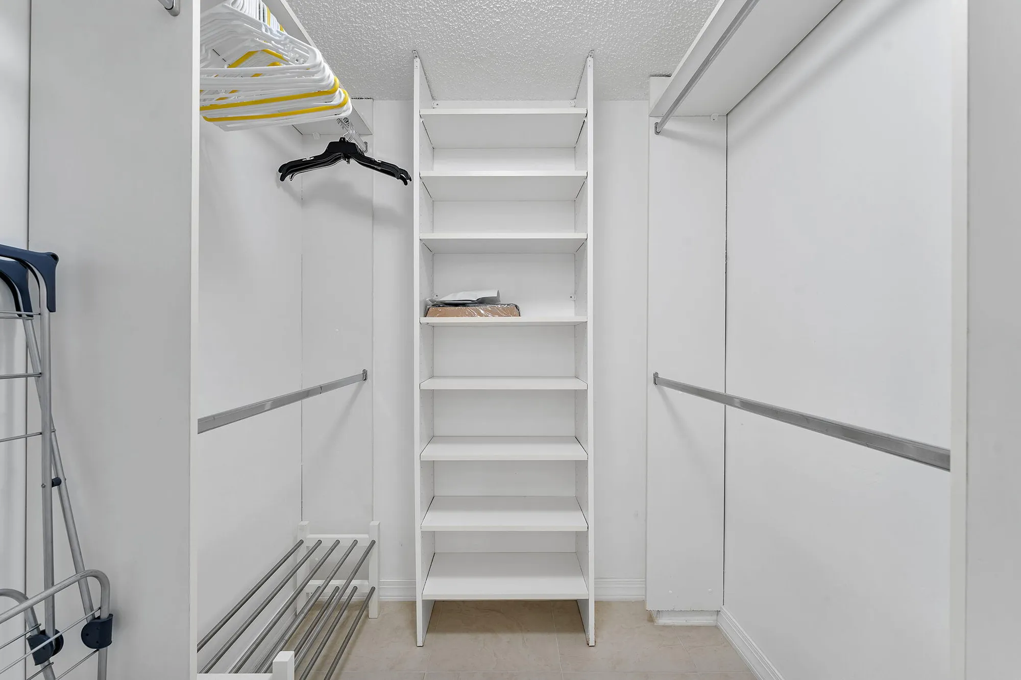 Property Slideshow image 23 of 29 | 11234 green lake dr apt 201, Boynton Beach, FL, 33437