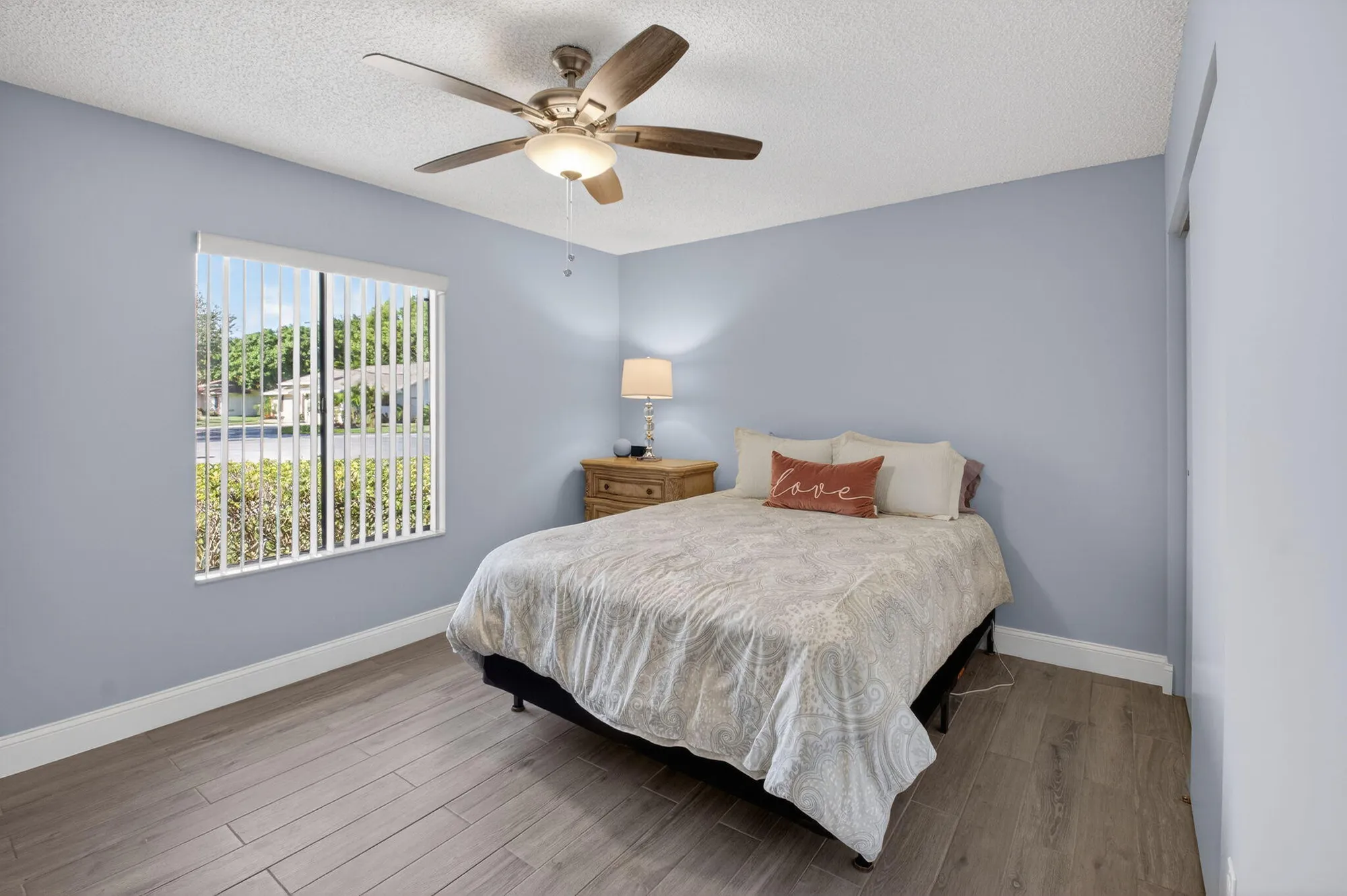 Property Slideshow image 33 of 85 | 2905 riviera dr, Delray Beach, FL, 33445
