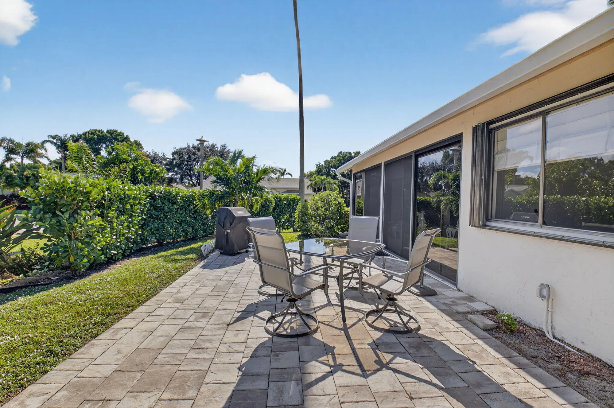 Property Slideshow image 42 of 85 | 2905 riviera dr, Delray Beach, FL, 33445