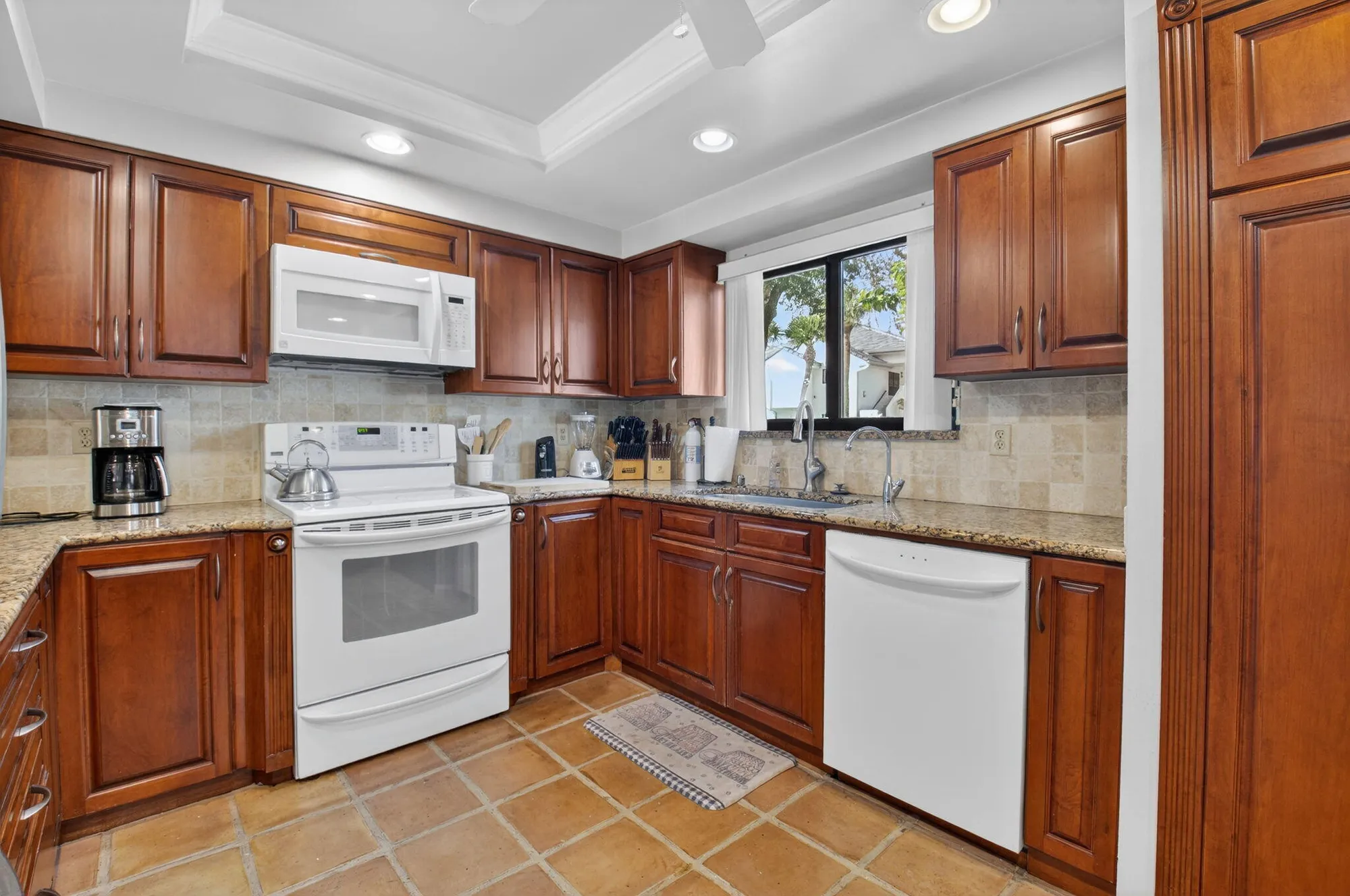 Property Slideshow image 23 of 108 | 15799 loch maree ln apt 5303, Delray Beach, FL, 33446