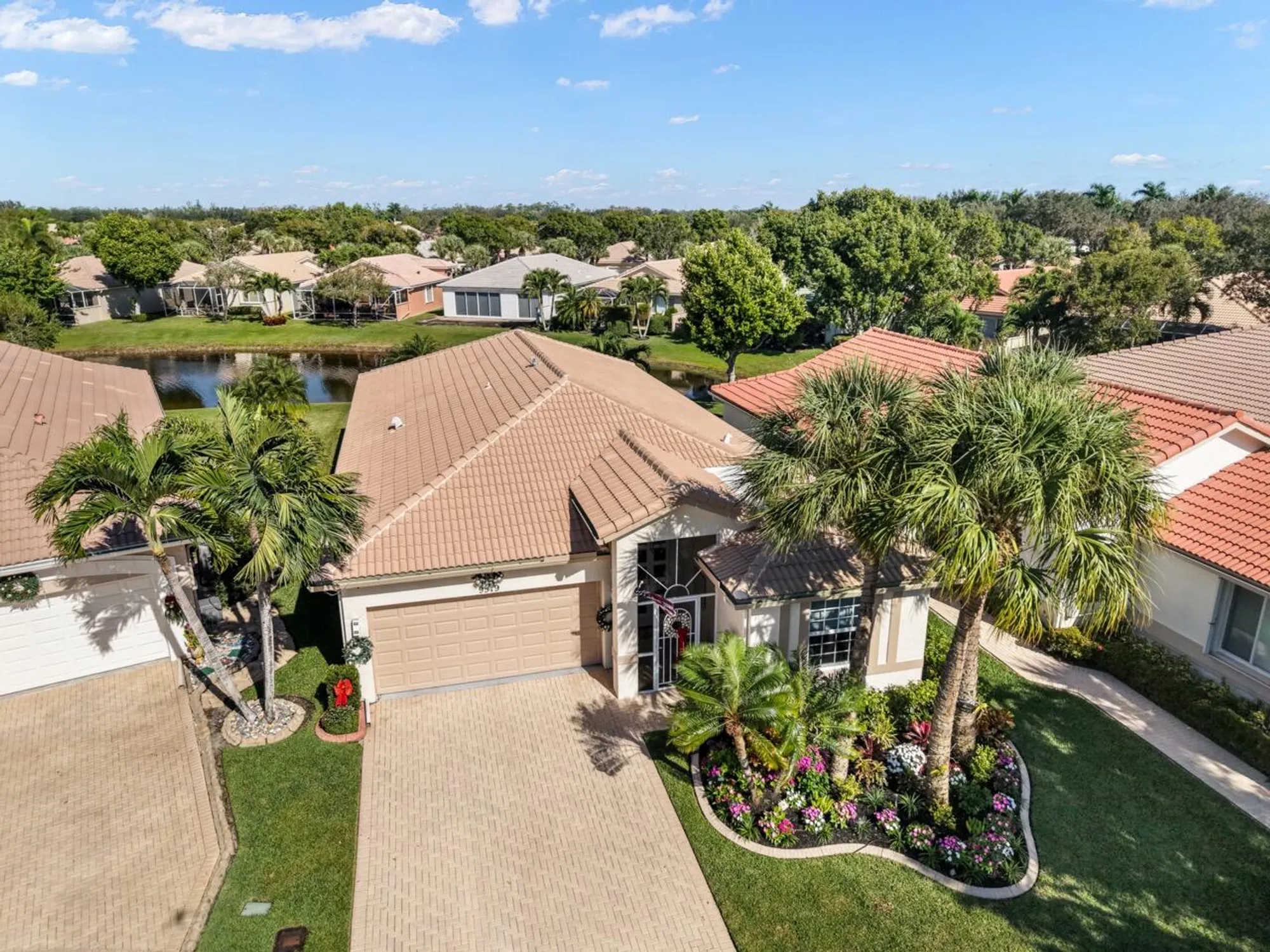 Property Slideshow image 4 of 44 | 9319 sapphire cove dr, West Palm Beach, FL, 33411