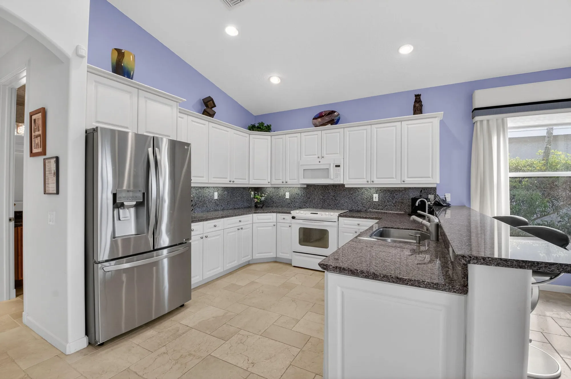 Property Slideshow image 10 of 90 | 13197 alhambra lake cir, Delray Beach, FL, 33446