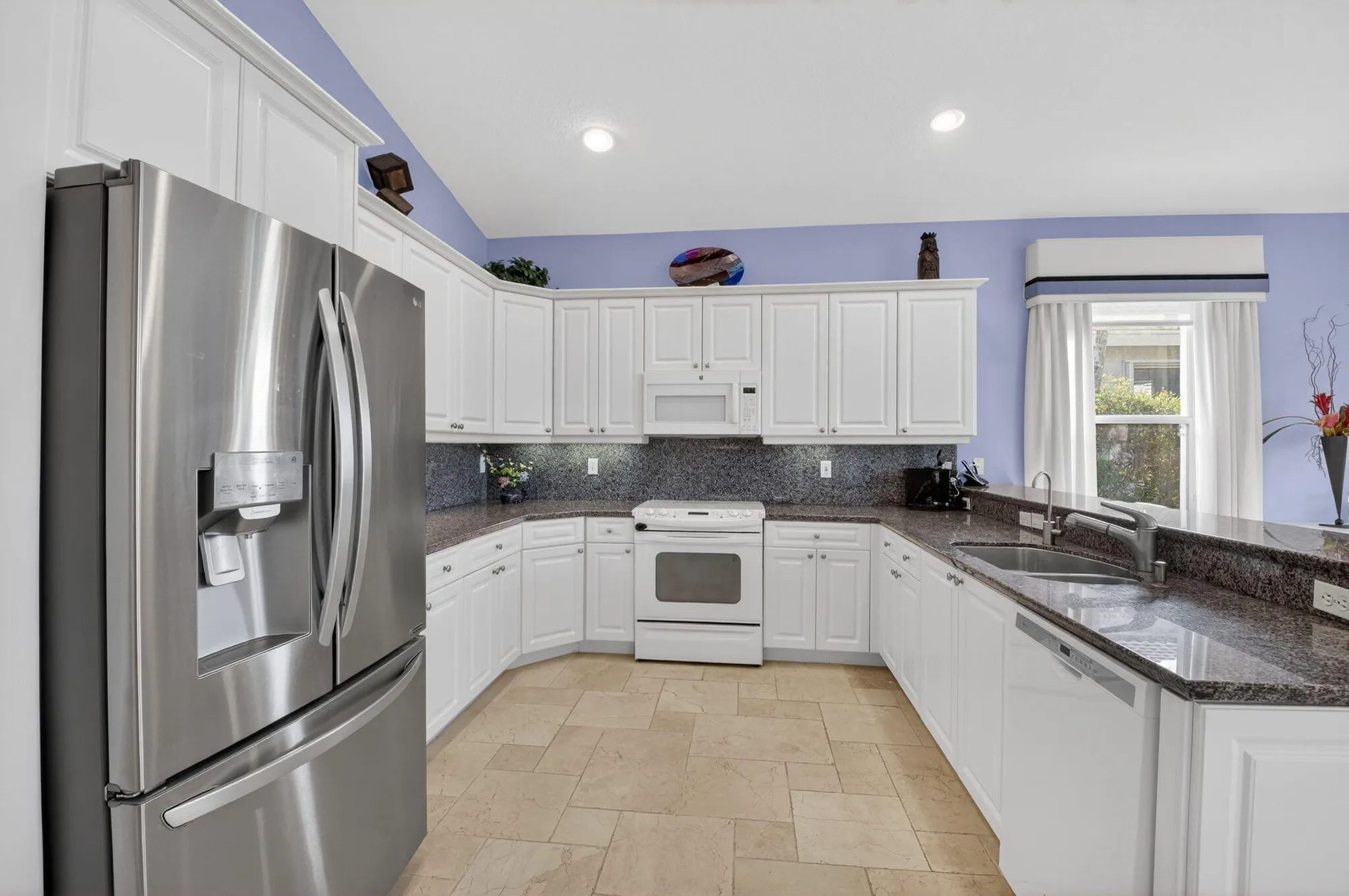 Property Slideshow image 11 of 90 | 13197 alhambra lake cir, Delray Beach, FL, 33446