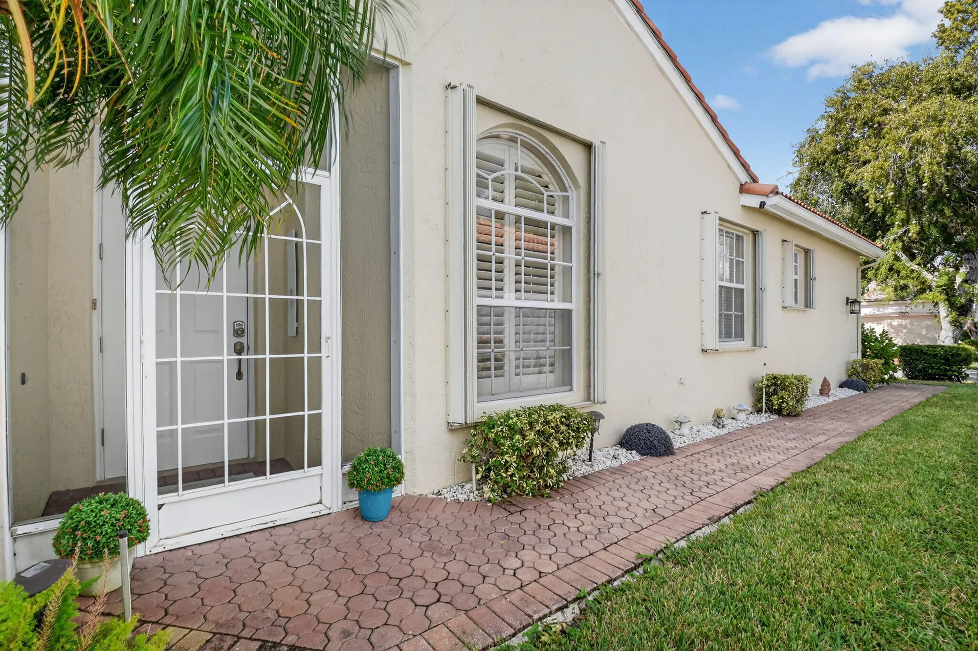 Property Slideshow image 5 of 53 | 6210 heliconia rd, Delray Beach, FL, 33484