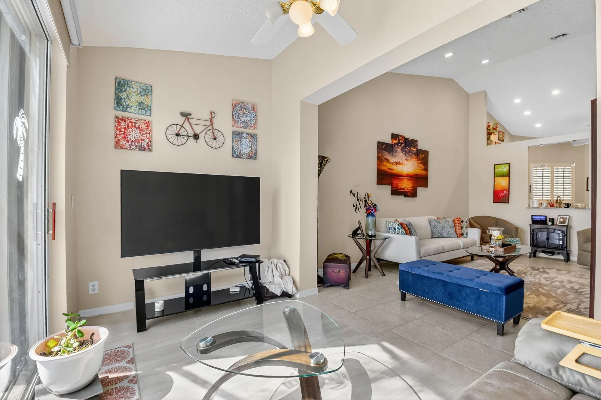 Property Slideshow image 27 of 53 | 6210 heliconia rd, Delray Beach, FL, 33484