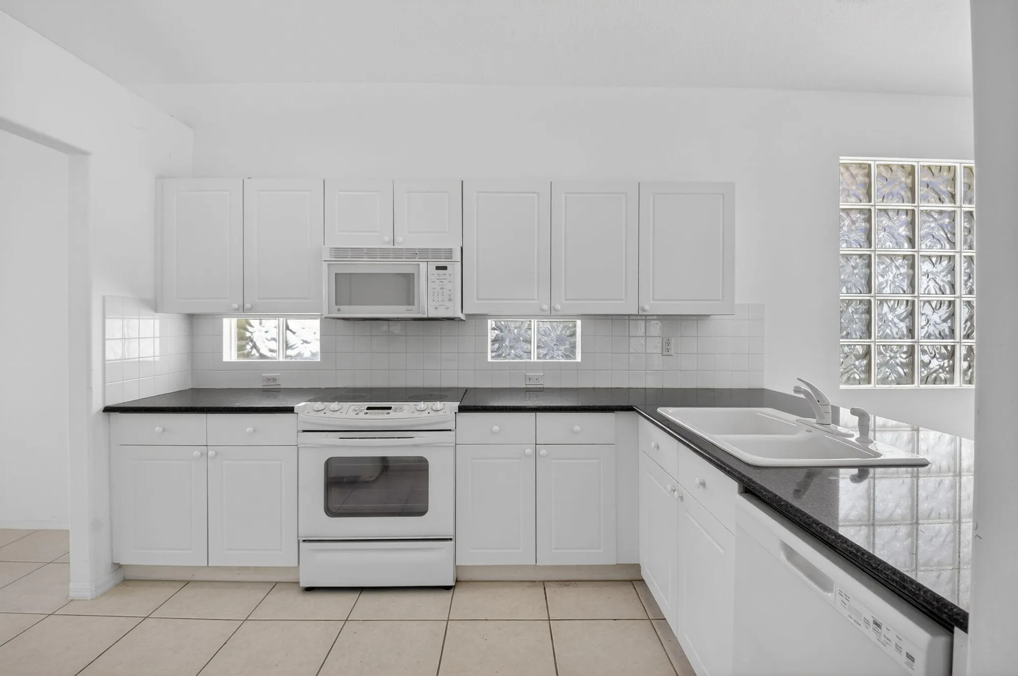 Property Slideshow image 5 of 40 | 8324 siciliano st, Boynton Beach, FL, 33472