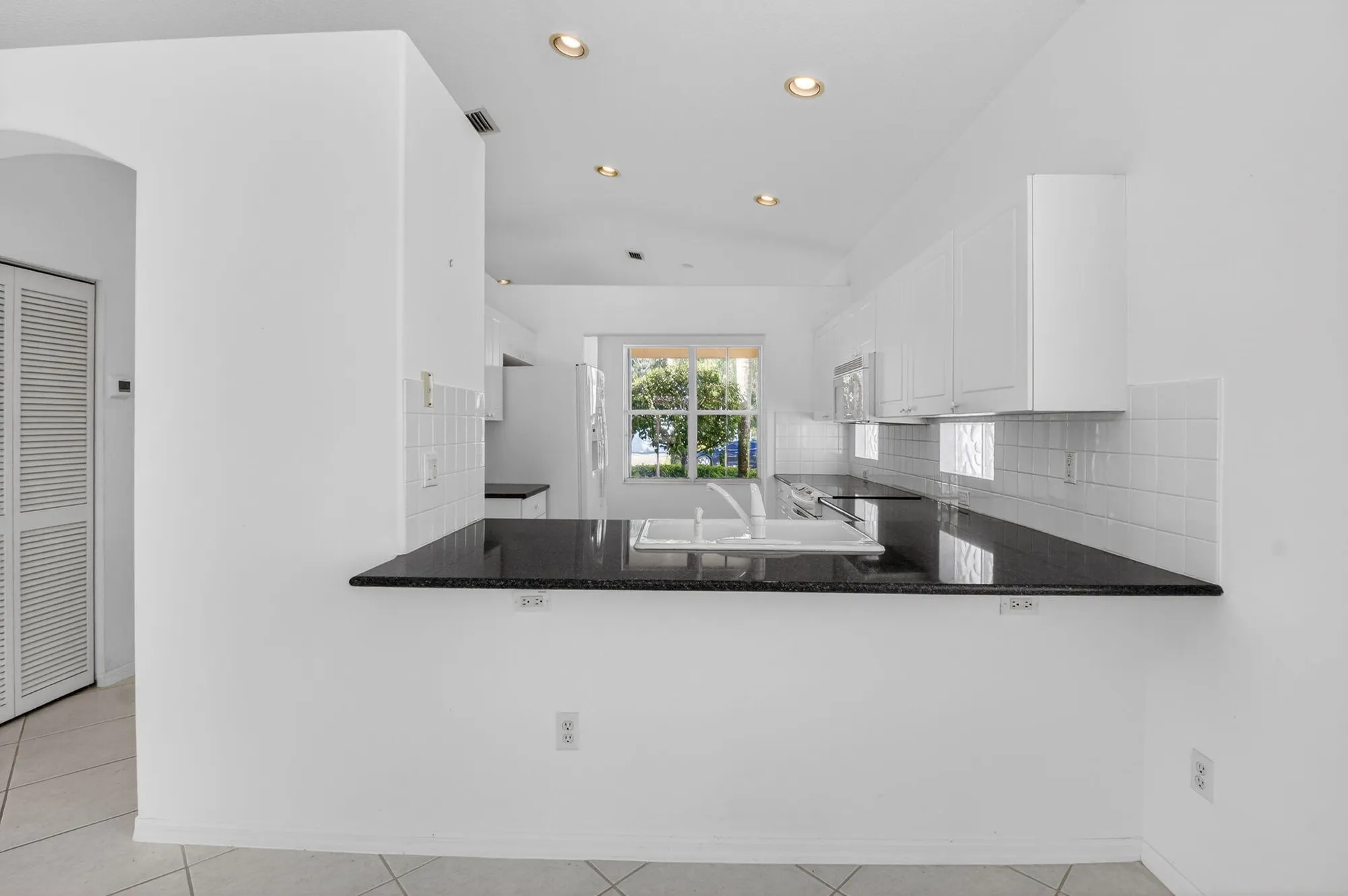 Property Slideshow image 6 of 40 | 8324 siciliano st, Boynton Beach, FL, 33472