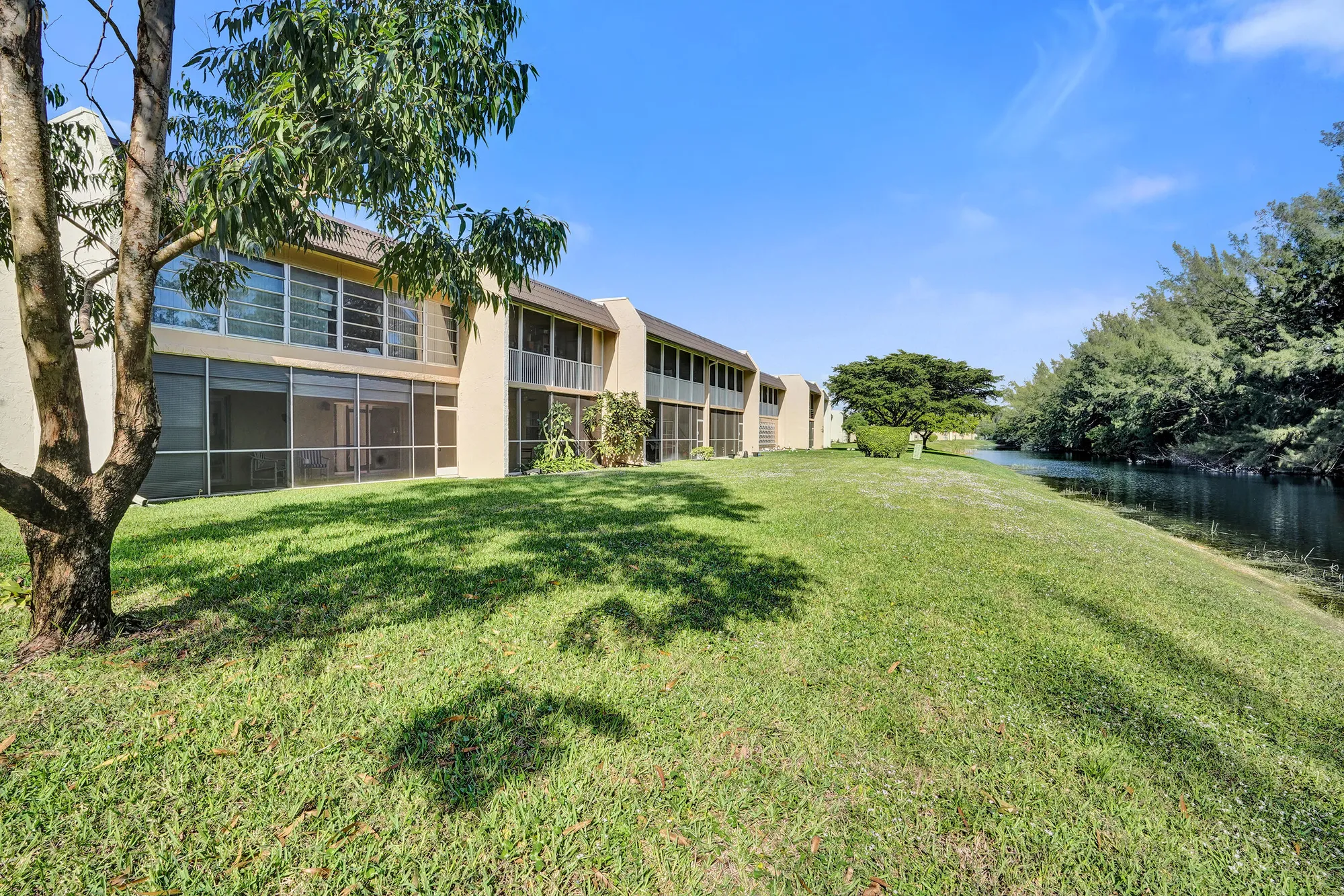 Property Slideshow image 48 of 64 | 140 lake meryl dr apt 140, West Palm Beach, FL, 33411