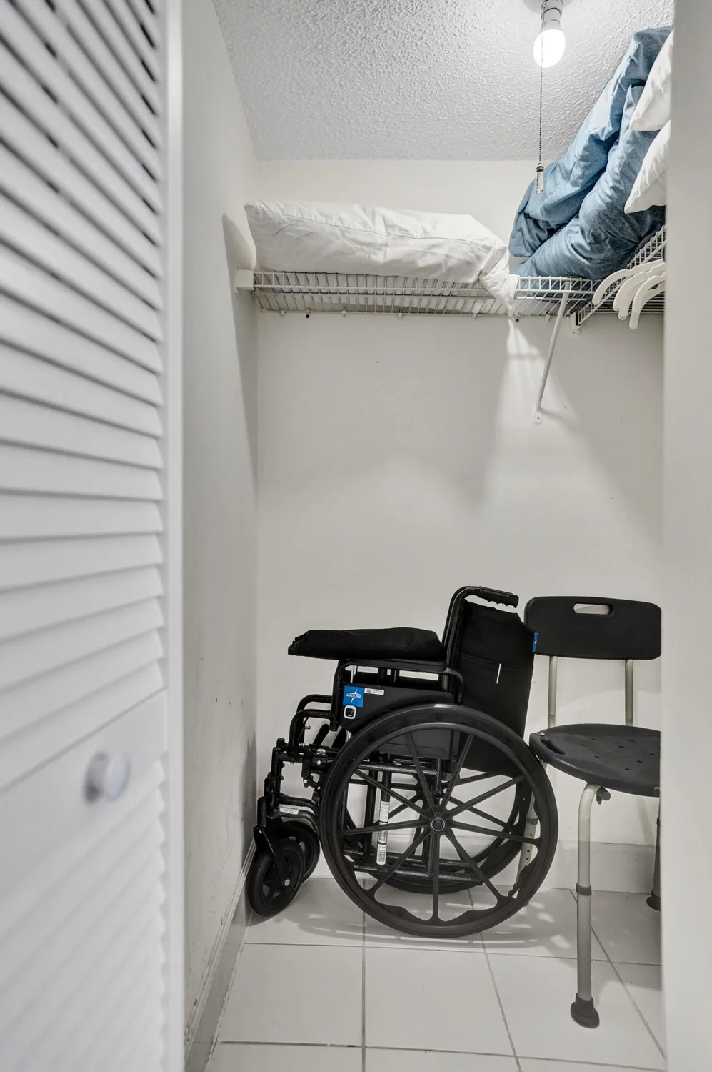 Property Slideshow image 31 of 64 | 140 lake meryl dr apt 140, West Palm Beach, FL, 33411