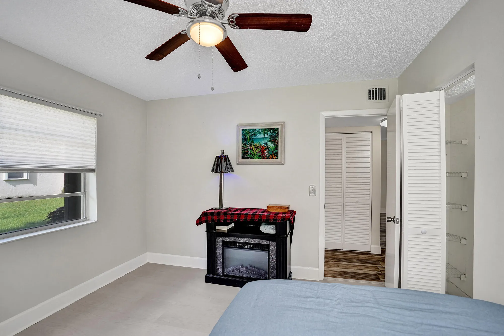 Property Slideshow image 28 of 64 | 140 lake meryl dr apt 140, West Palm Beach, FL, 33411