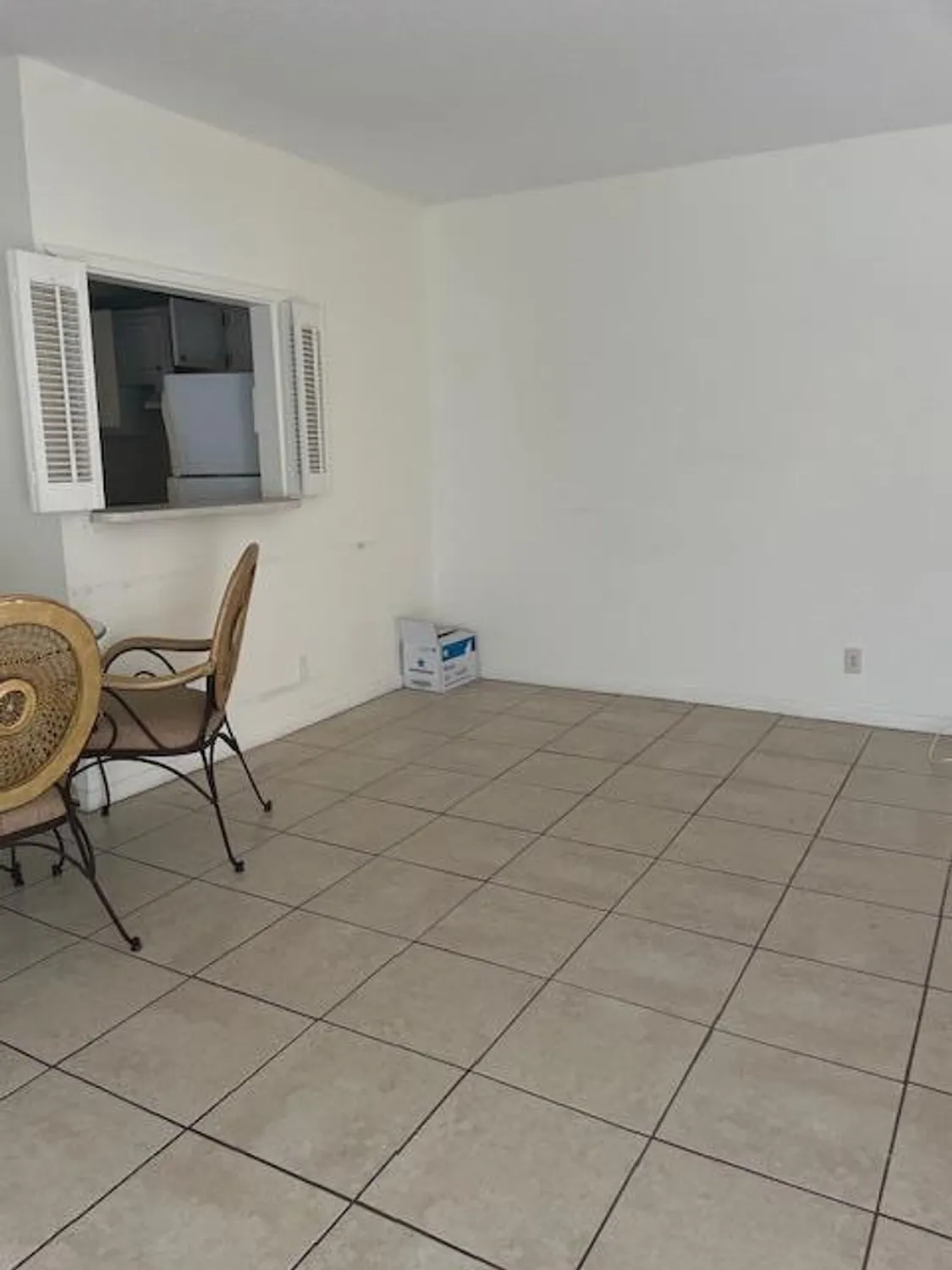 Property Slideshow image 3 of 10 | 233 norwich j # 233, West Palm Beach, FL, 33417